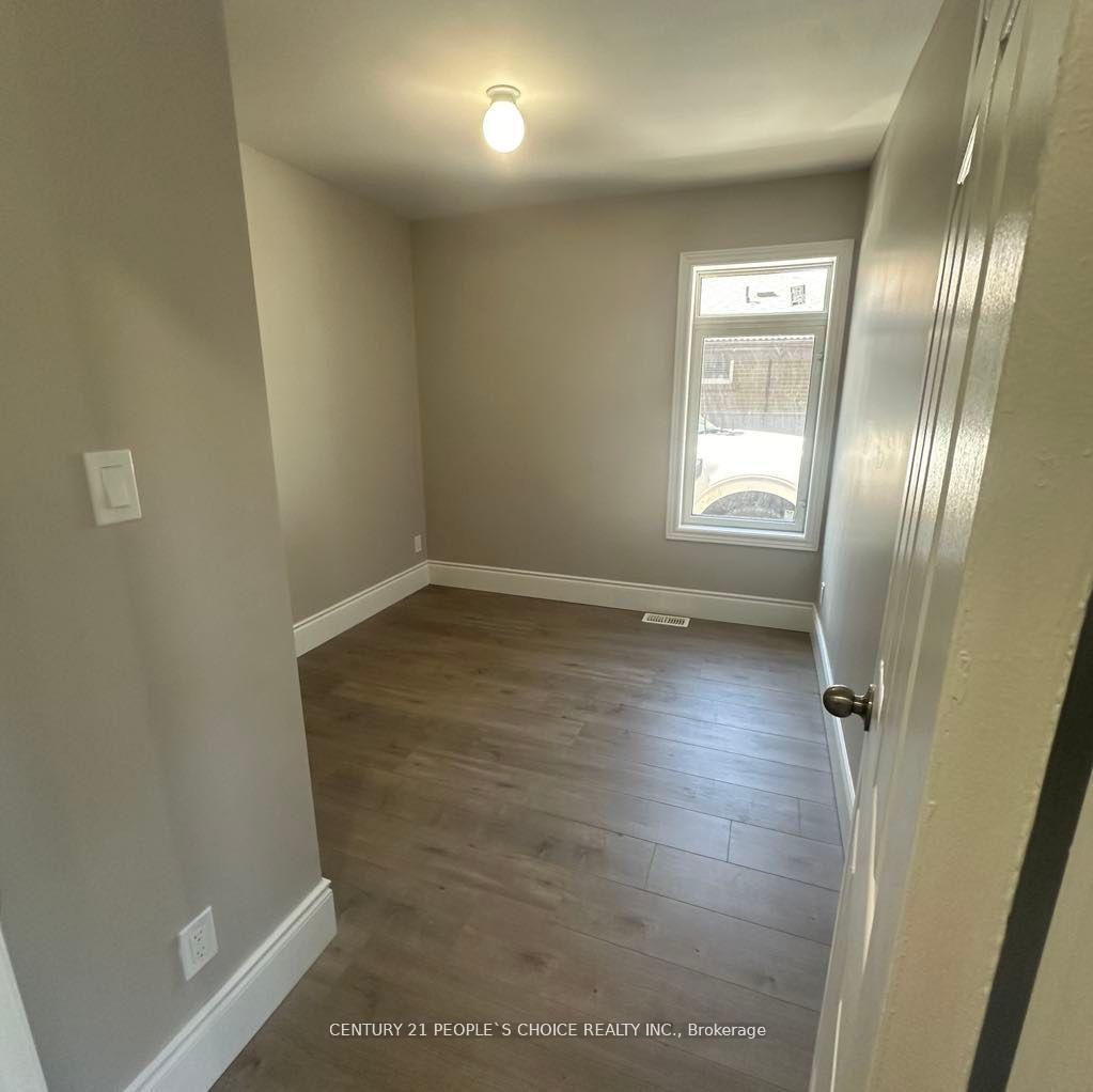 Photo 7 of Unit Unit 1, 199 Avondale Boulevard, Brampton, Avondale — HOMEH