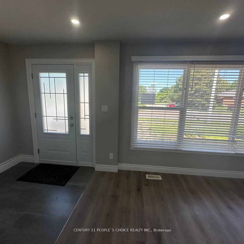 Photo 10 of Unit Unit 1, 199 Avondale Boulevard, Brampton, Avondale — HOMEH