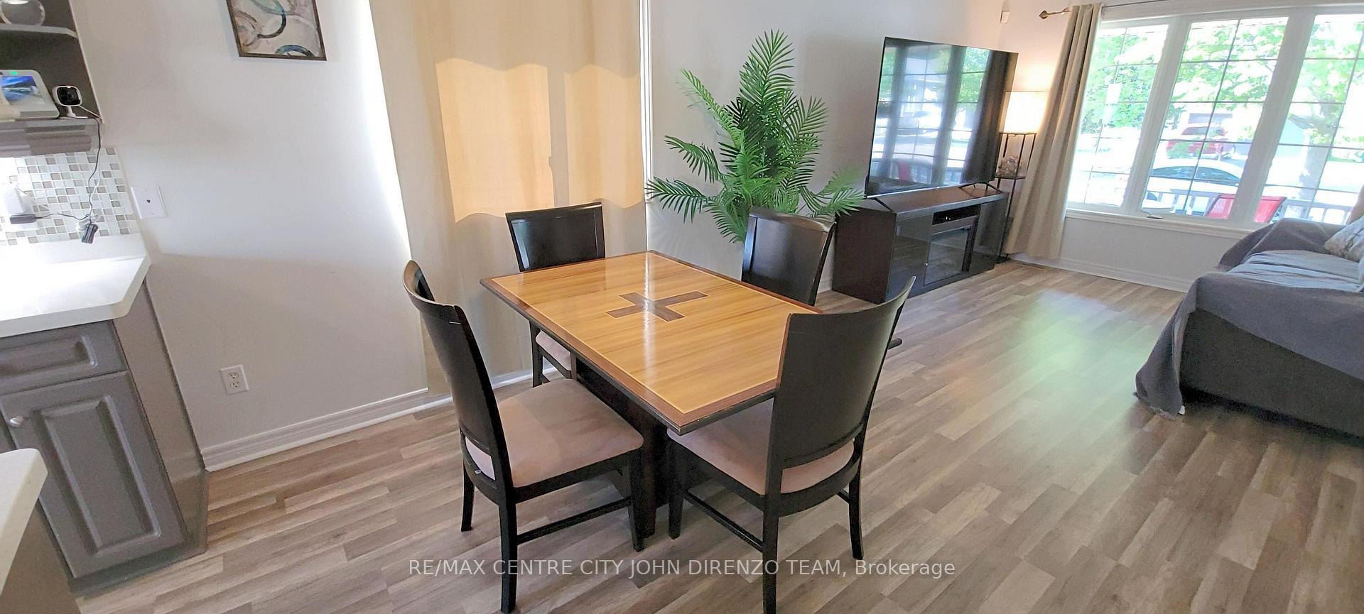Photo 5 of 72 Axford Parkway, St. Thomas — HOMEH