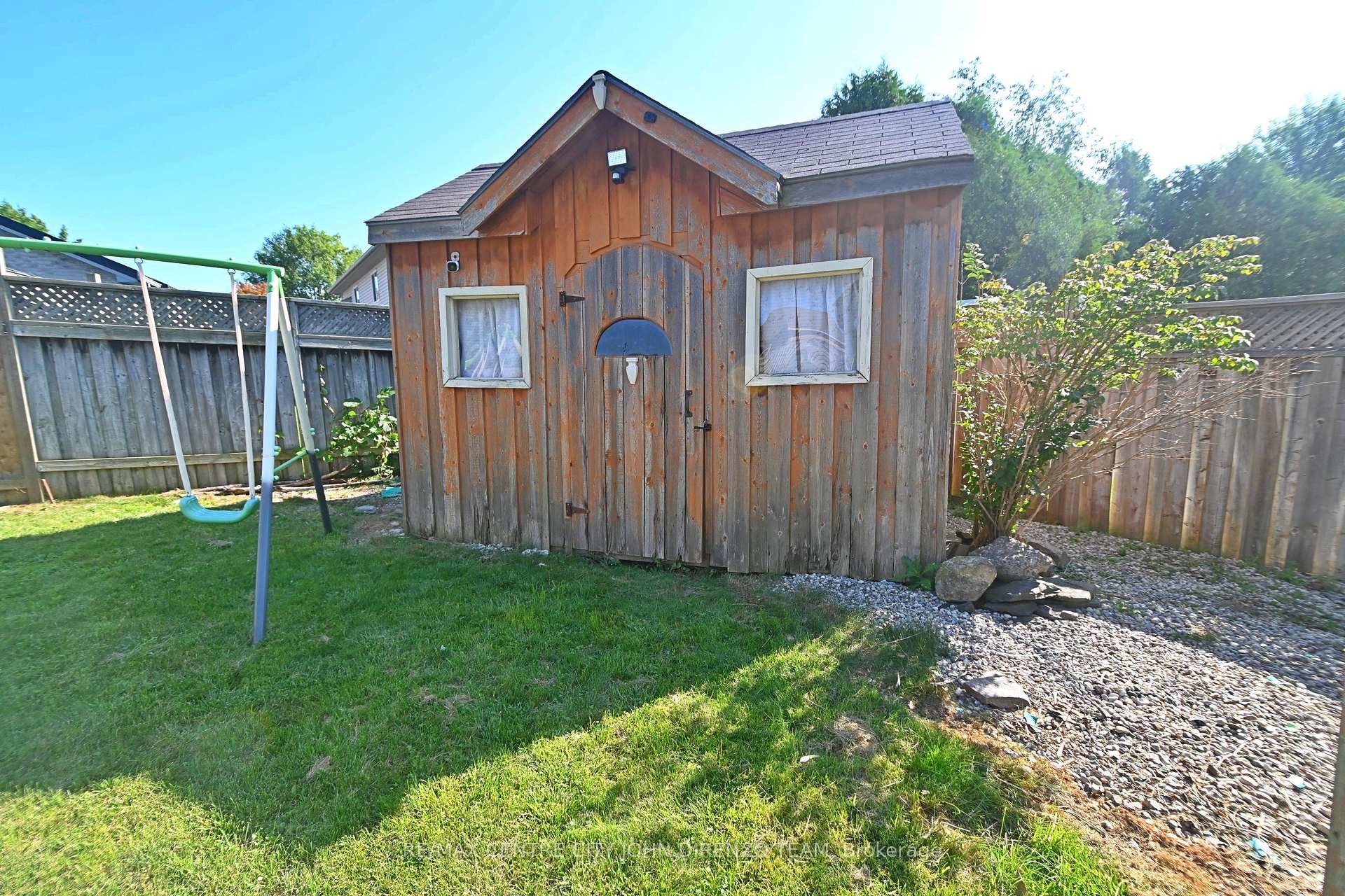 Photo 30 of 72 Axford Parkway, St. Thomas — HOMEH
