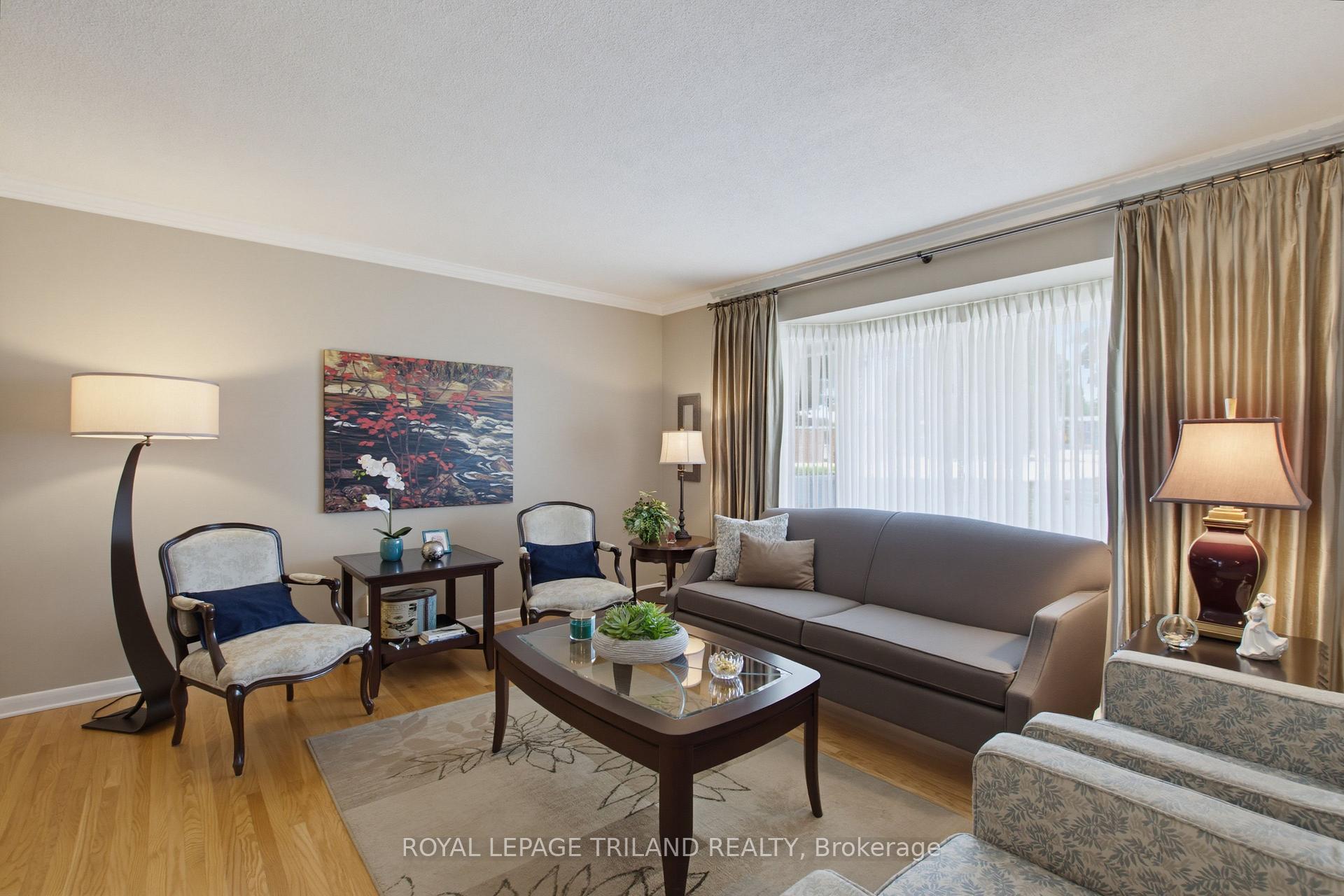 Photo 9 of 1463 Glenora Drive, London, North H — HOMEH