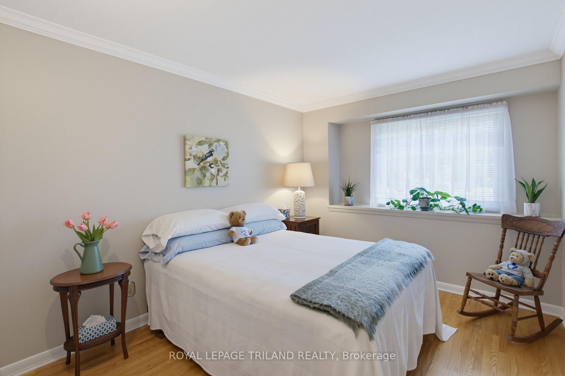 Photo 18 of 1463 Glenora Drive, London, North H — HOMEH