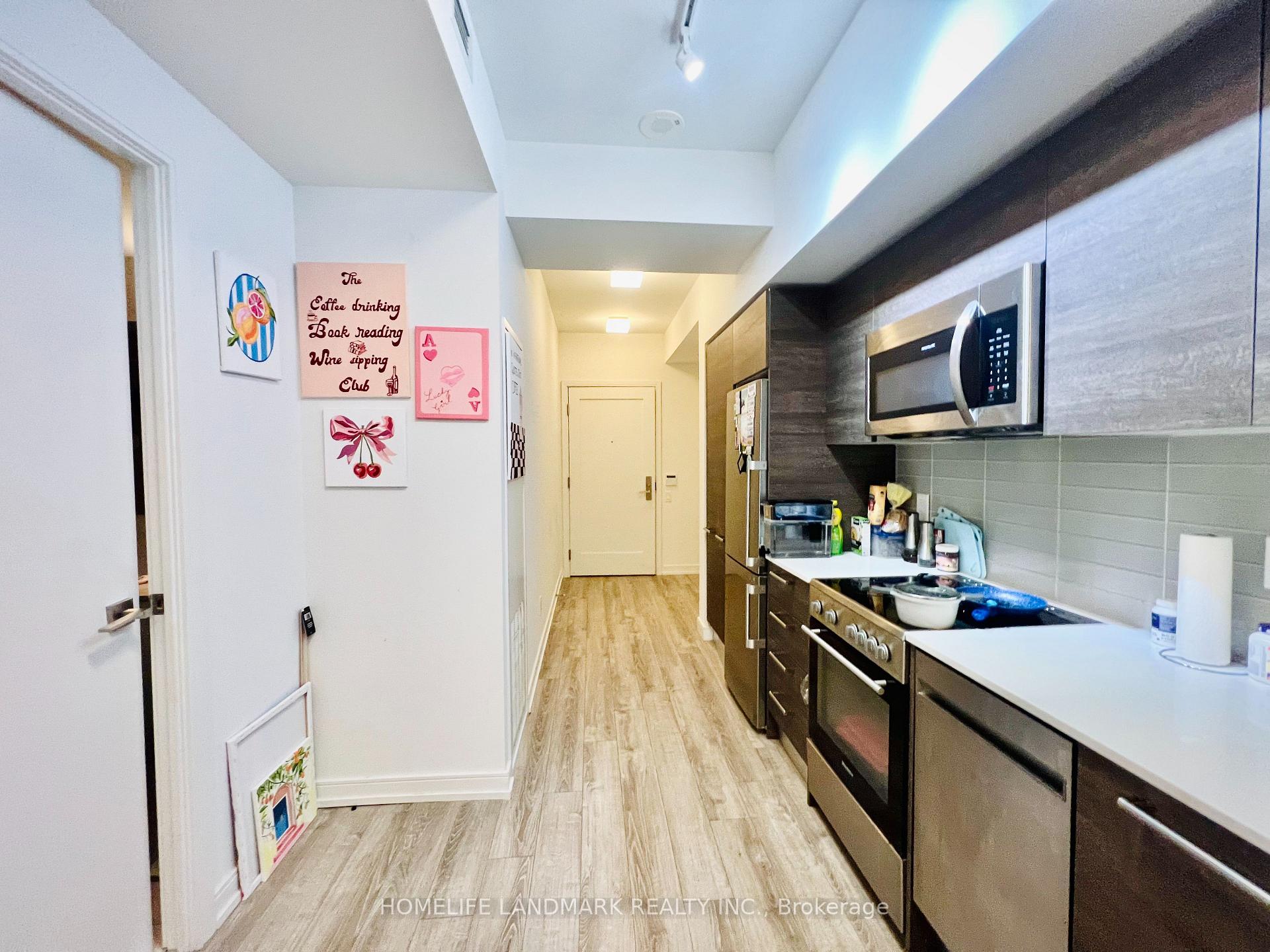 Photo 4 of Unit 1106, 28 Wellesley Street E, Toronto, Church-Yonge Corridor — HOMEH