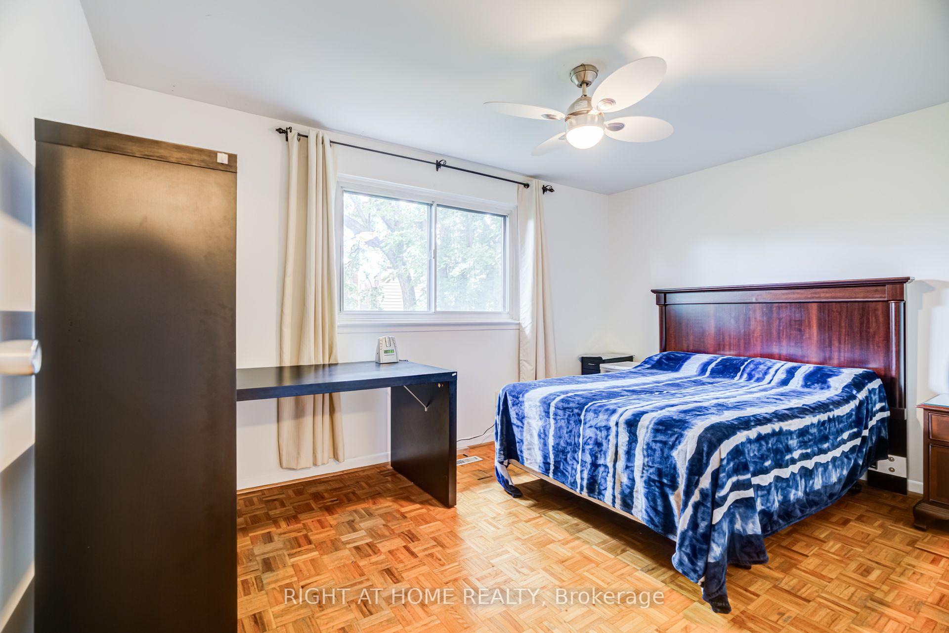 Photo 21 of 20 Zealand Road, Etobicoke, Willowridge-Martingrove-Richview — HOMEH