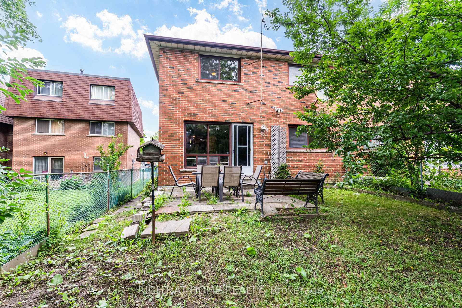 Photo 45 of 20 Zealand Road, Etobicoke, Willowridge-Martingrove-Richview — HOMEH