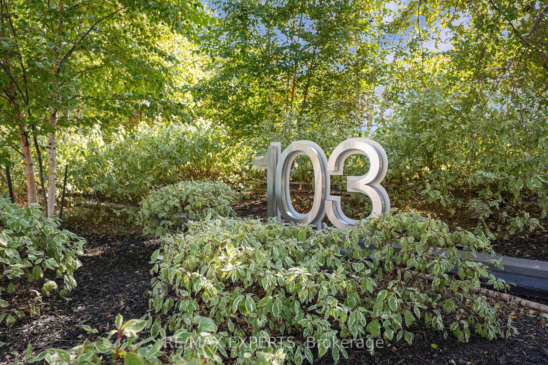 Photo 3 of Unit 1915, 103 The Queensway, Toronto, High Park-Swansea — HOMEH