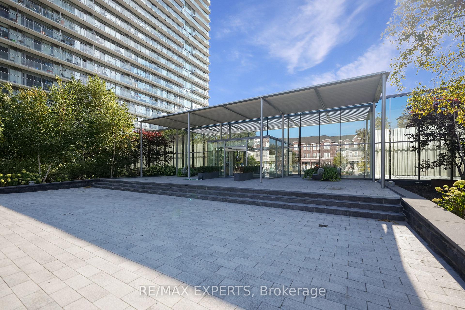 Photo 6 of Unit 1915, 103 The Queensway, Toronto, High Park-Swansea — HOMEH