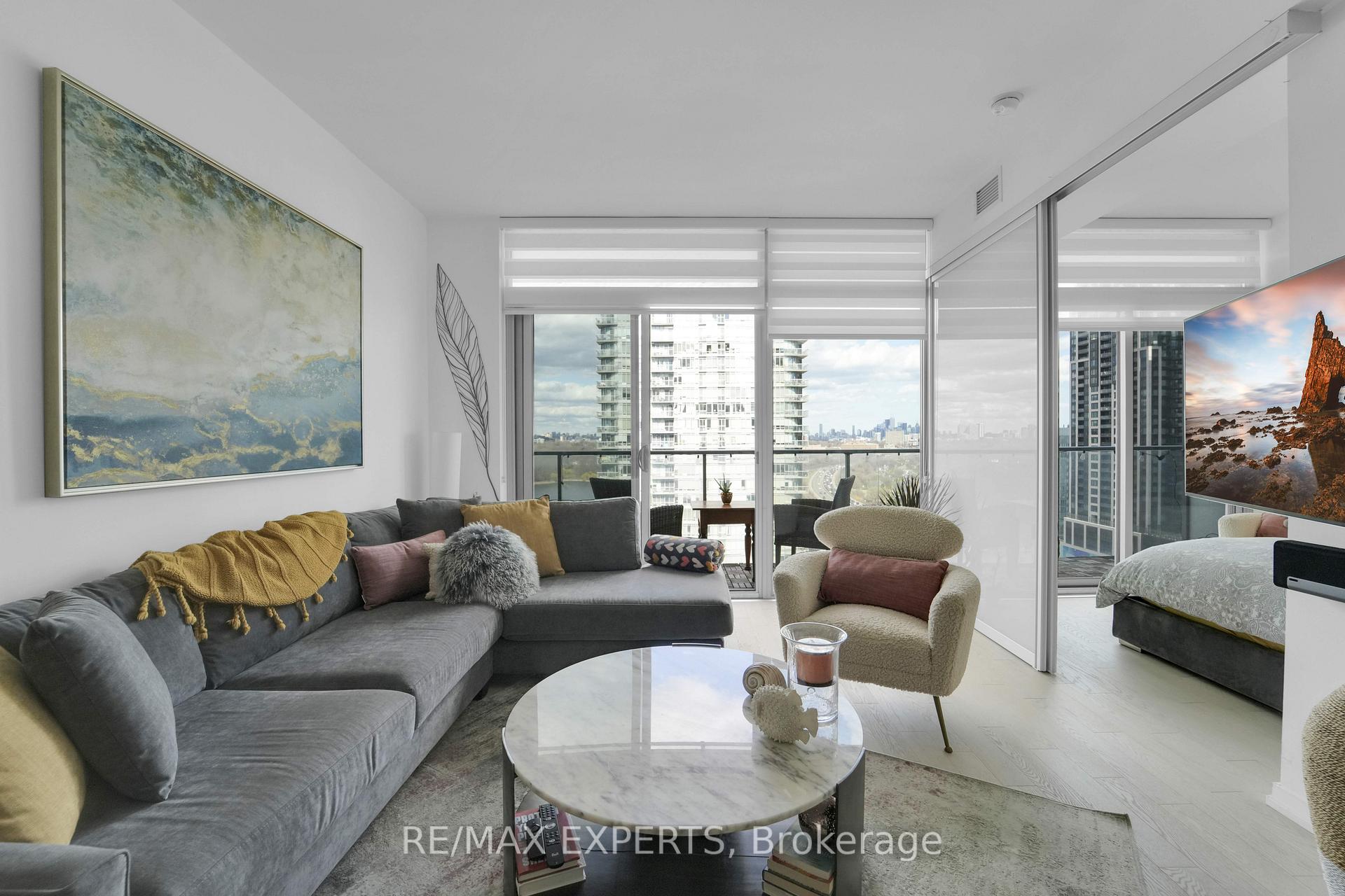 Photo 26 of Unit 1915, 103 The Queensway, Toronto, High Park-Swansea — HOMEH