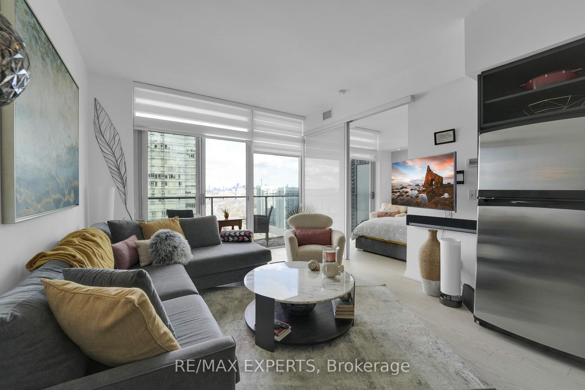 Photo 28 of Unit 1915, 103 The Queensway, Toronto, High Park-Swansea — HOMEH