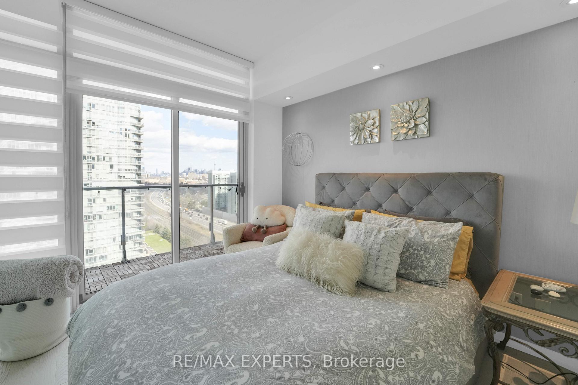 Photo 44 of Unit 1915, 103 The Queensway, Toronto, High Park-Swansea — HOMEH