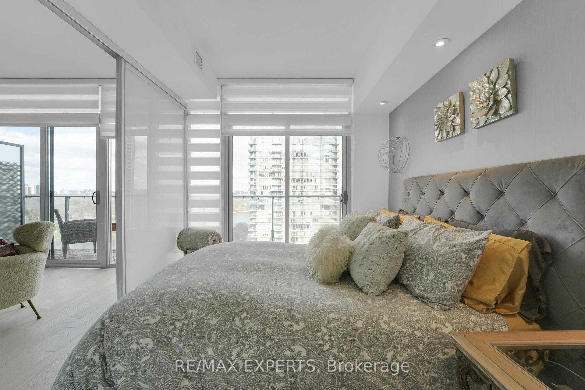 Photo 48 of Unit 1915, 103 The Queensway, Toronto, High Park-Swansea — HOMEH