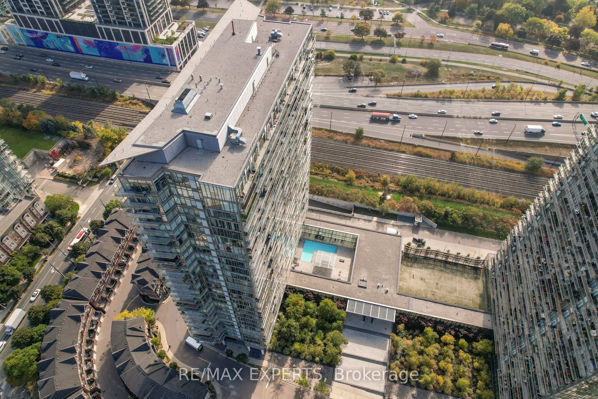 Photo 63 of Unit 1915, 103 The Queensway, Toronto, High Park-Swansea — HOMEH