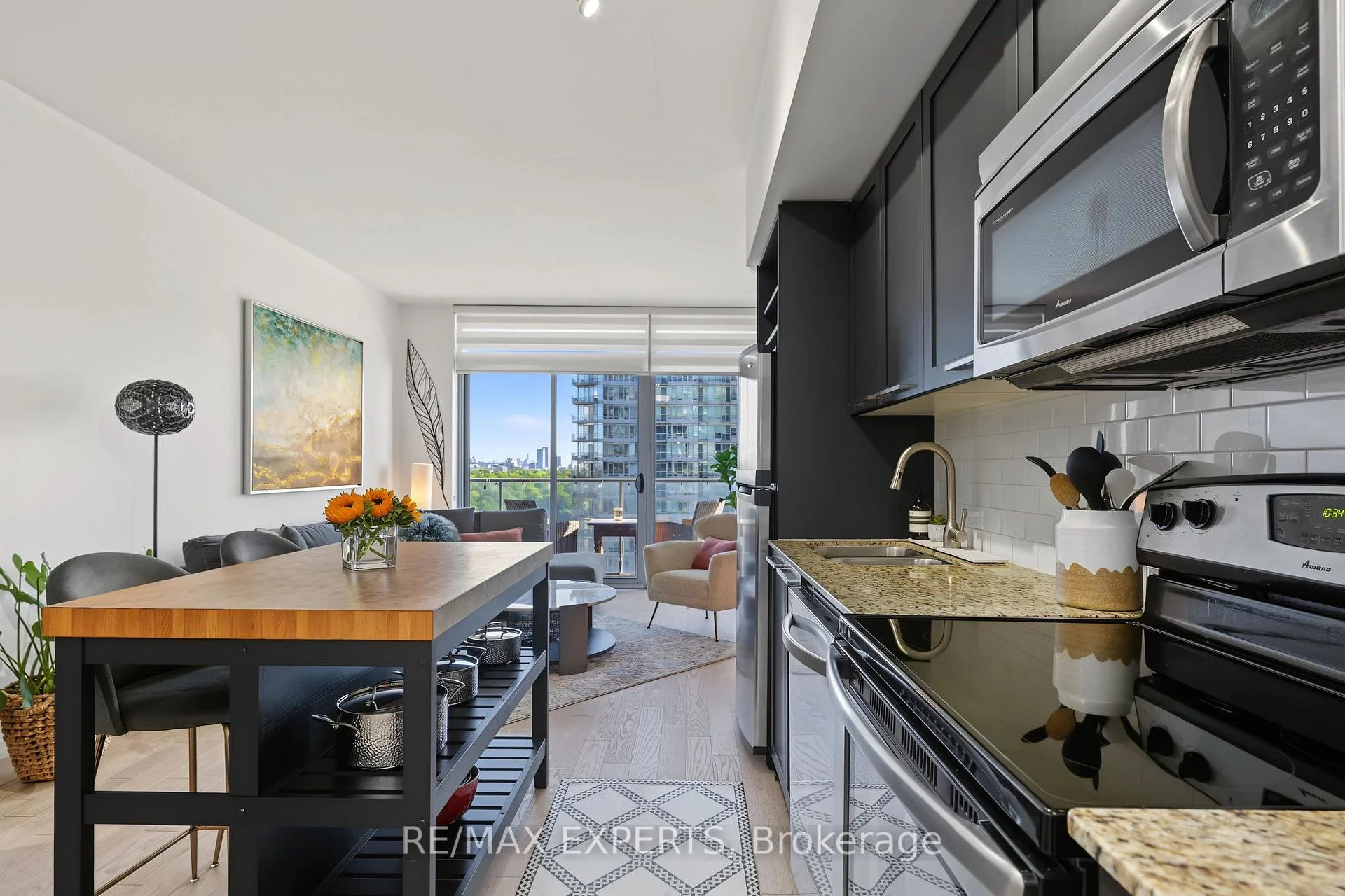 Photo 19 of Unit 1915, 103 The Queensway, Toronto, High Park-Swansea — HOMEH