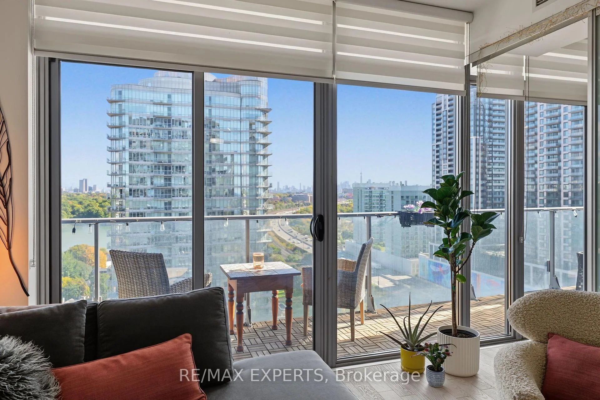 Photo 47 of Unit 1915, 103 The Queensway, Toronto, High Park-Swansea — HOMEH
