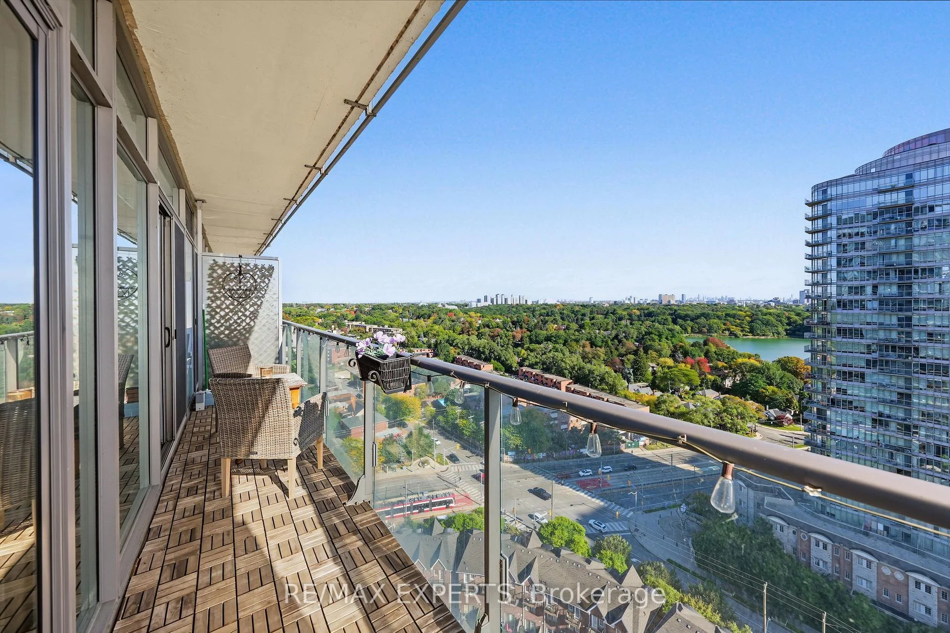 Photo 53 of Unit 1915, 103 The Queensway, Toronto, High Park-Swansea — HOMEH