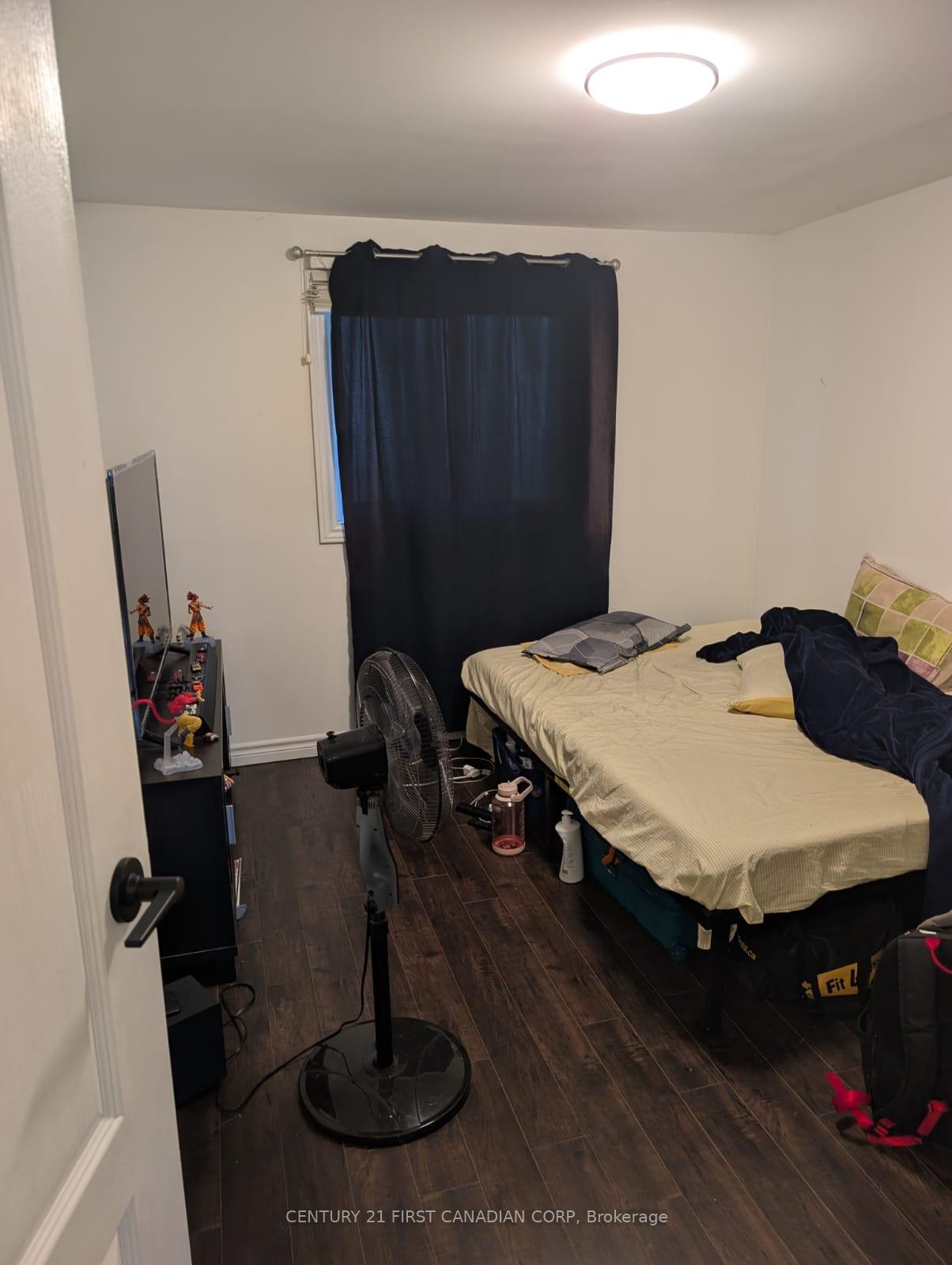 Photo 3 of Unit 28, 25 Erica Crescent, London, South X — HOMEH