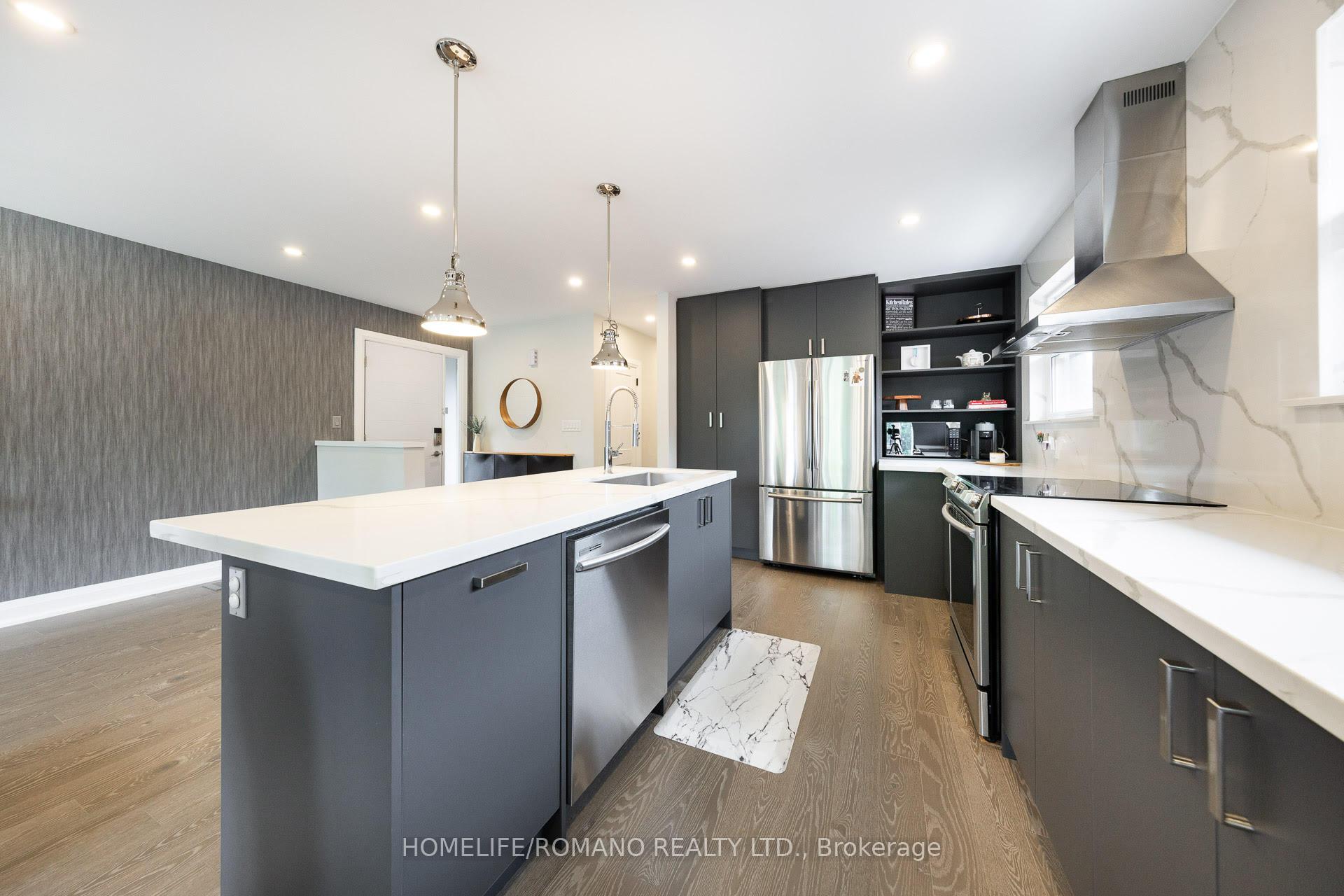 Photo 10 of 42 Sellmar Road, Etobicoke, Willowridge-Martingrove-Richview — HOMEH