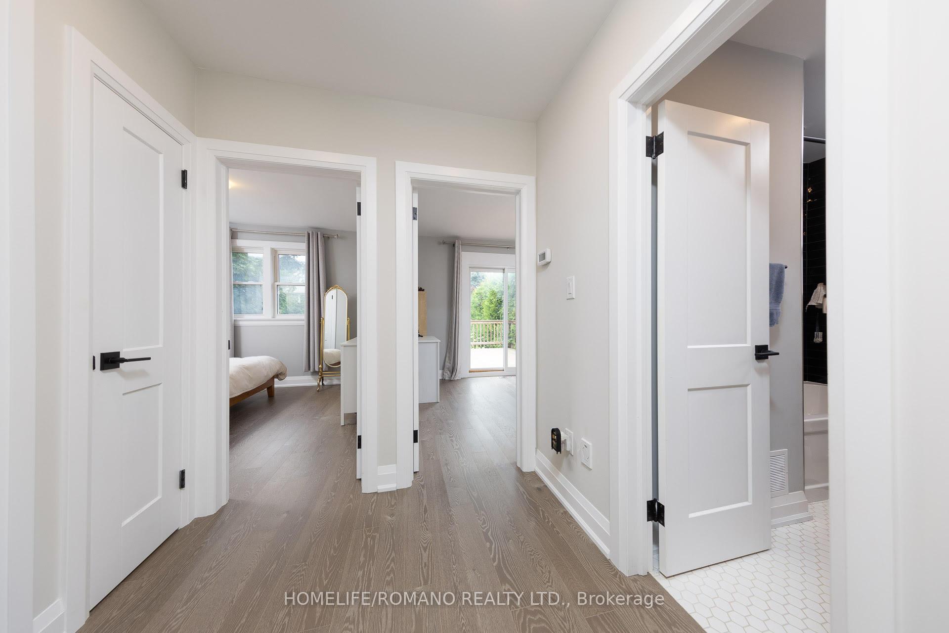 Photo 12 of 42 Sellmar Road, Etobicoke, Willowridge-Martingrove-Richview — HOMEH