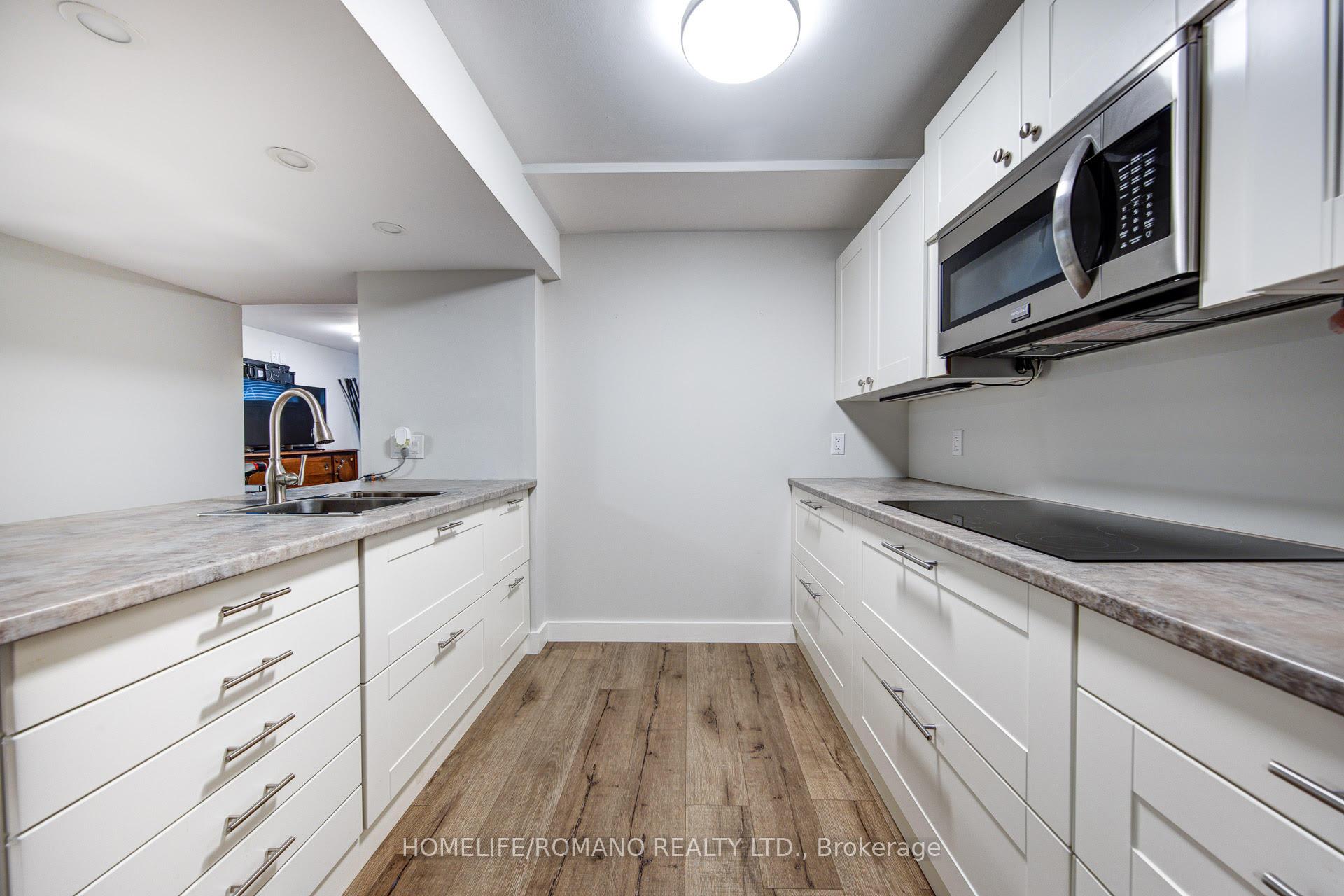 Photo 20 of 42 Sellmar Road, Etobicoke, Willowridge-Martingrove-Richview — HOMEH
