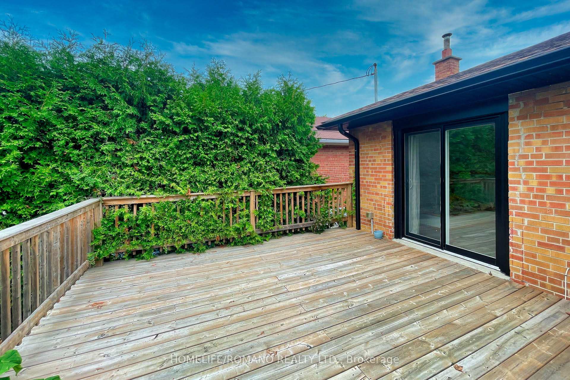 Photo 28 of 42 Sellmar Road, Etobicoke, Willowridge-Martingrove-Richview — HOMEH