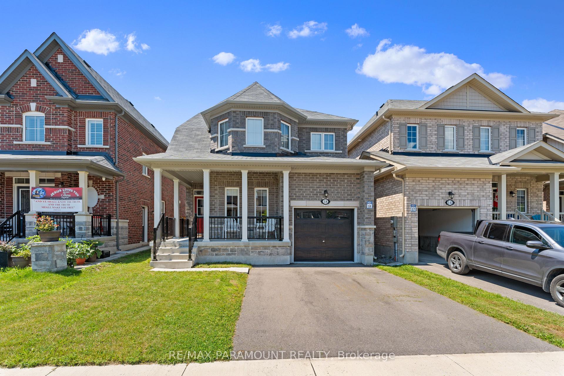 Photo 3 of 18 Tait Crescent, Clarington, Bowmanville — HOMEH