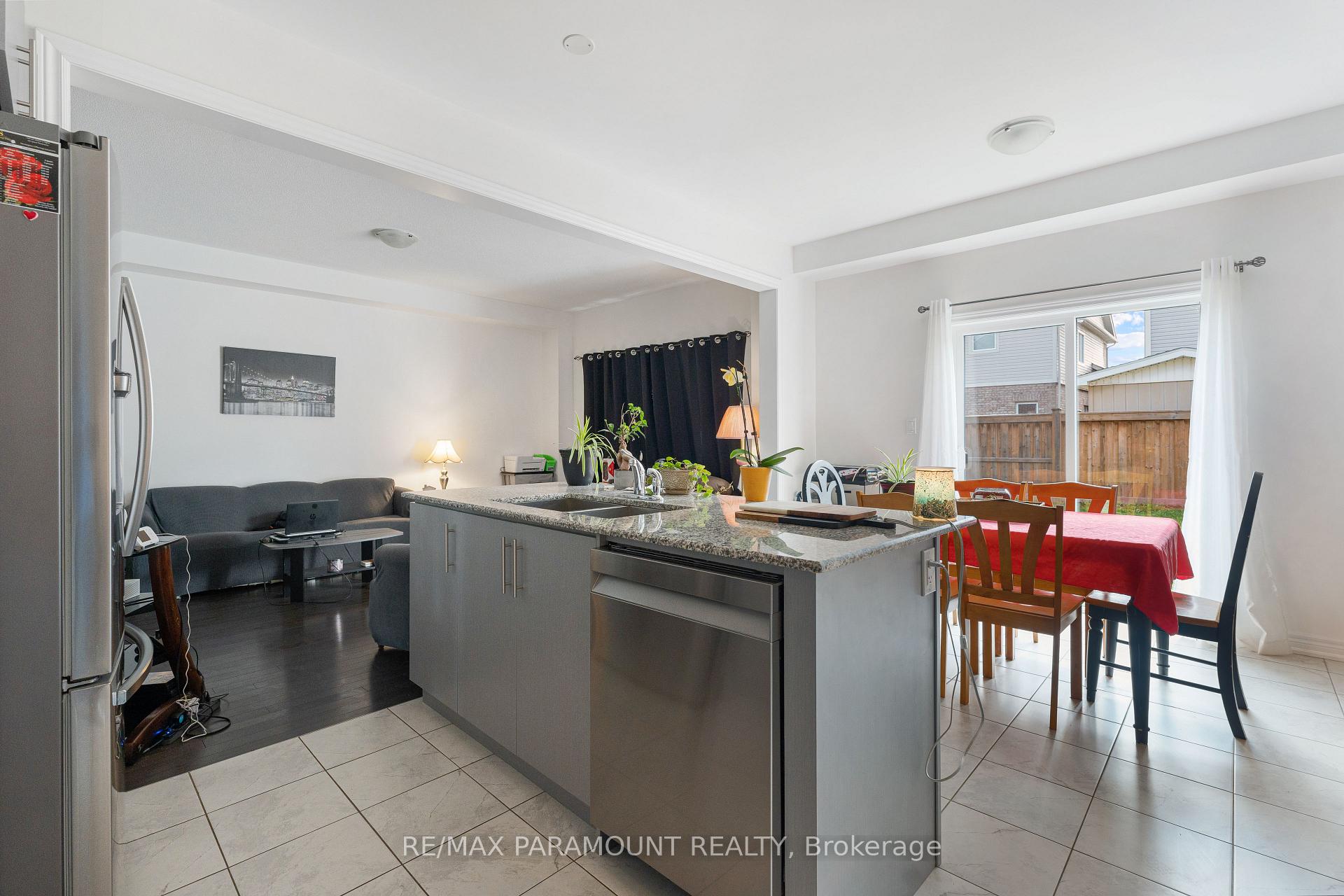 Photo 17 of 18 Tait Crescent, Clarington, Bowmanville — HOMEH