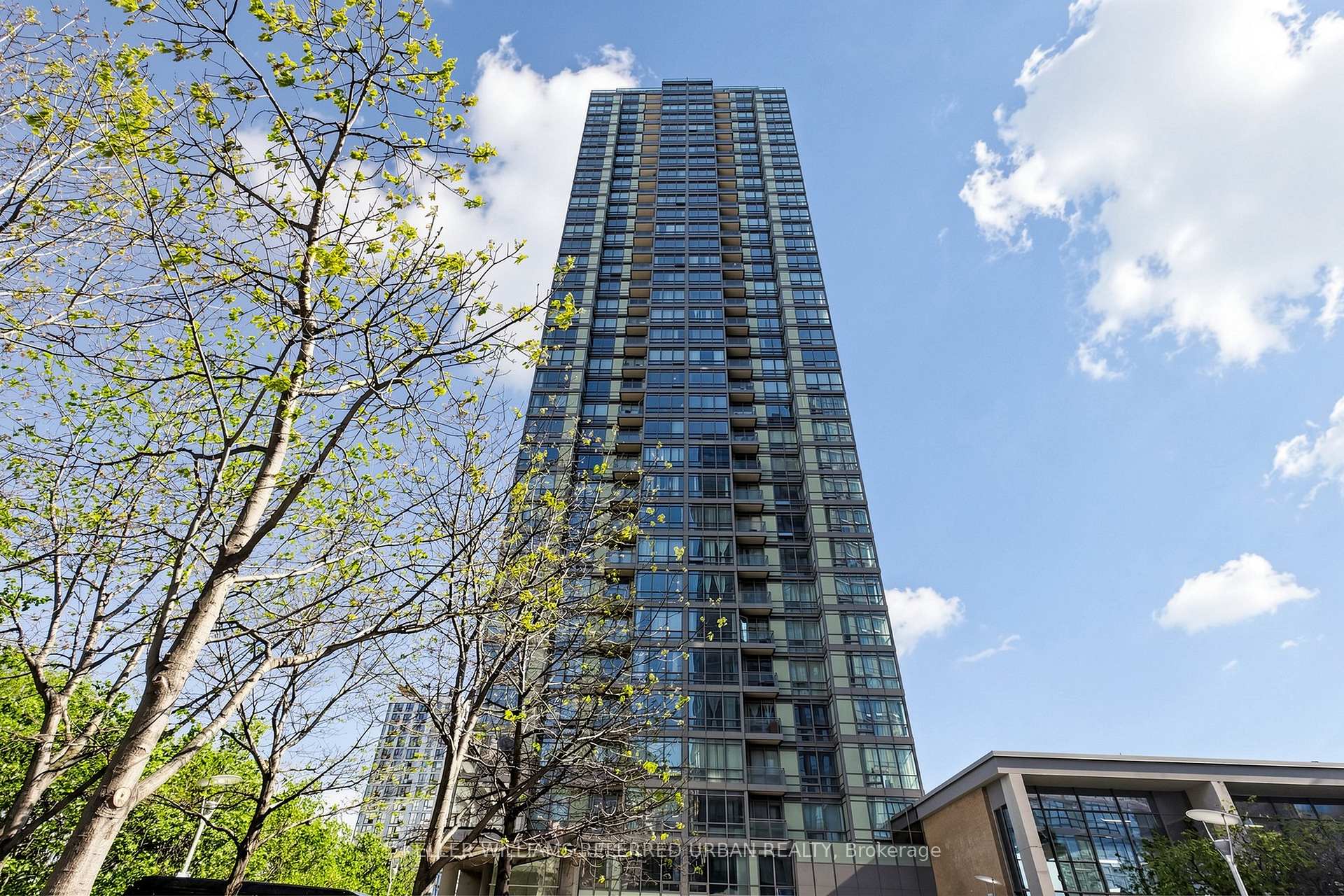 Photo 3 of Unit 1610, 5 Mariner Terrace, Toronto, Waterfront Communities — HOMEH
