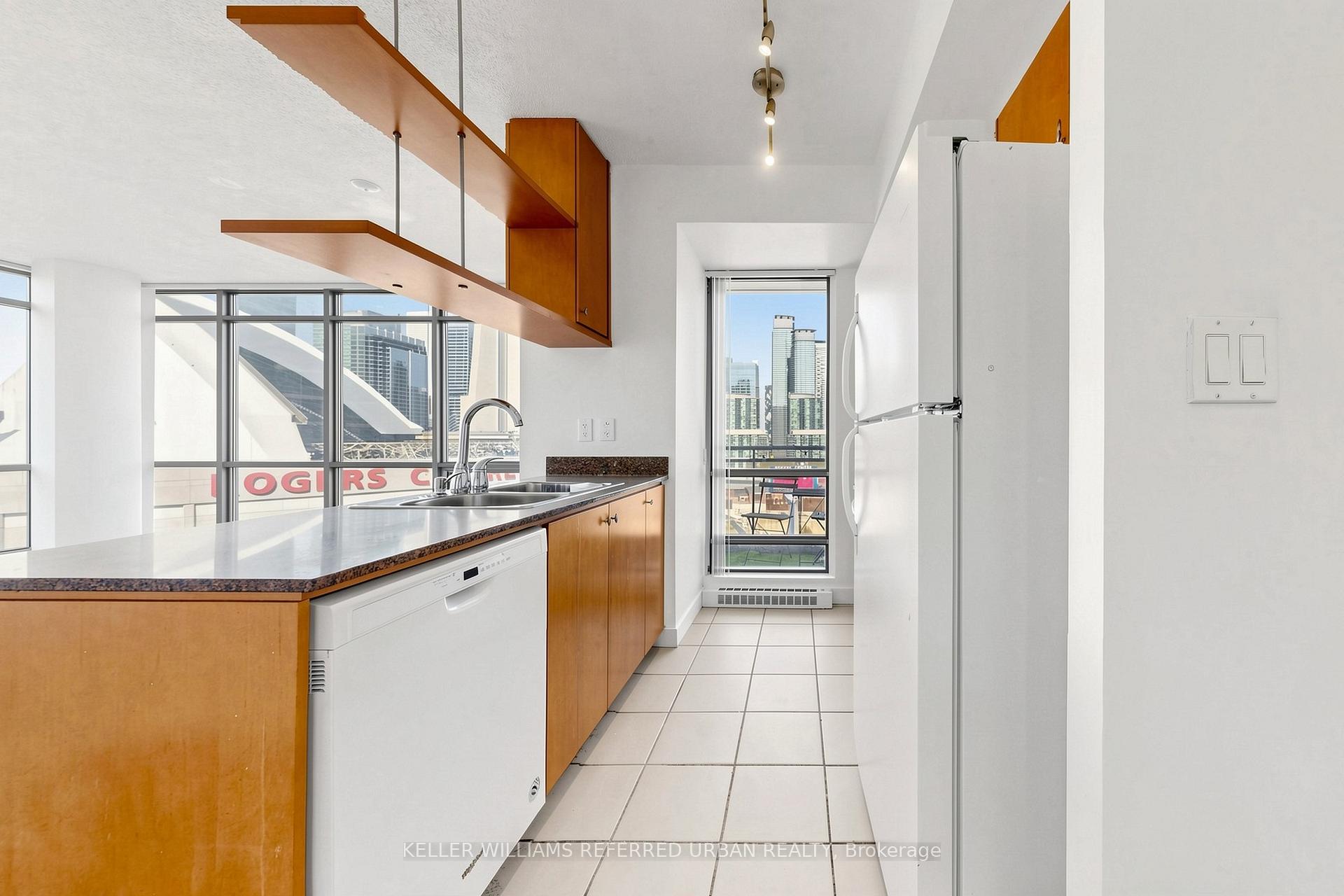 Photo 15 of Unit 1610, 5 Mariner Terrace, Toronto, Waterfront Communities — HOMEH