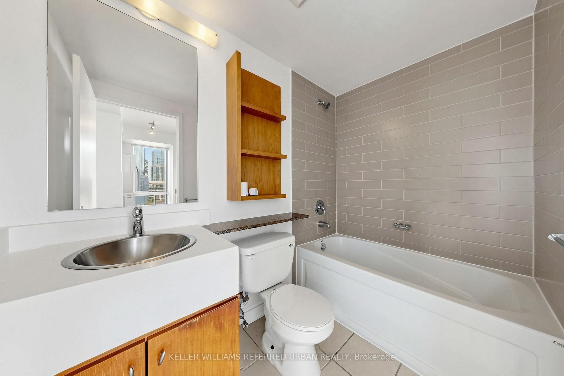 Photo 29 of Unit 1610, 5 Mariner Terrace, Toronto, Waterfront Communities — HOMEH