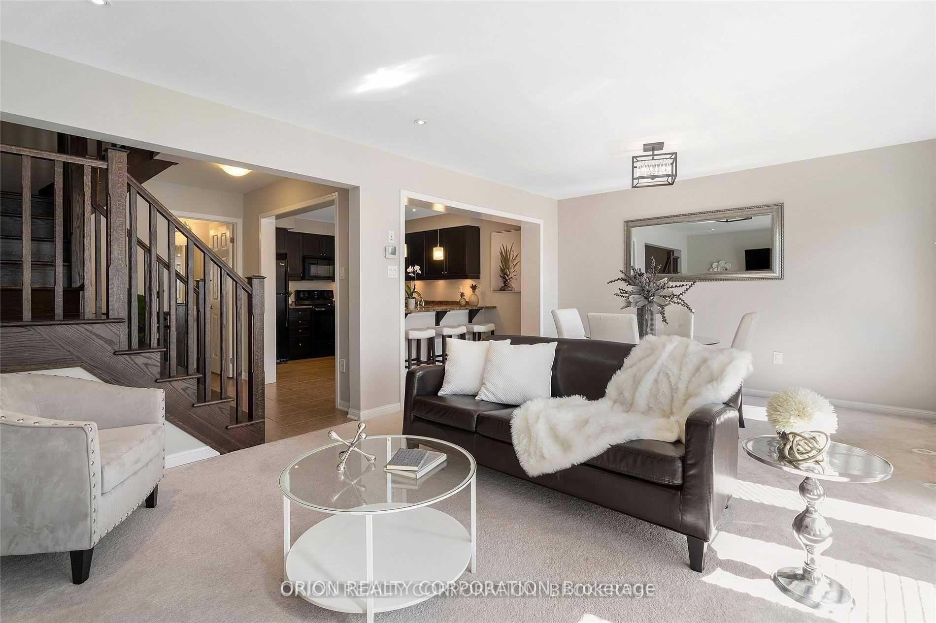 Photo 1 of 463 Dalhousie Gate, Milton, Willmott — HOMEH