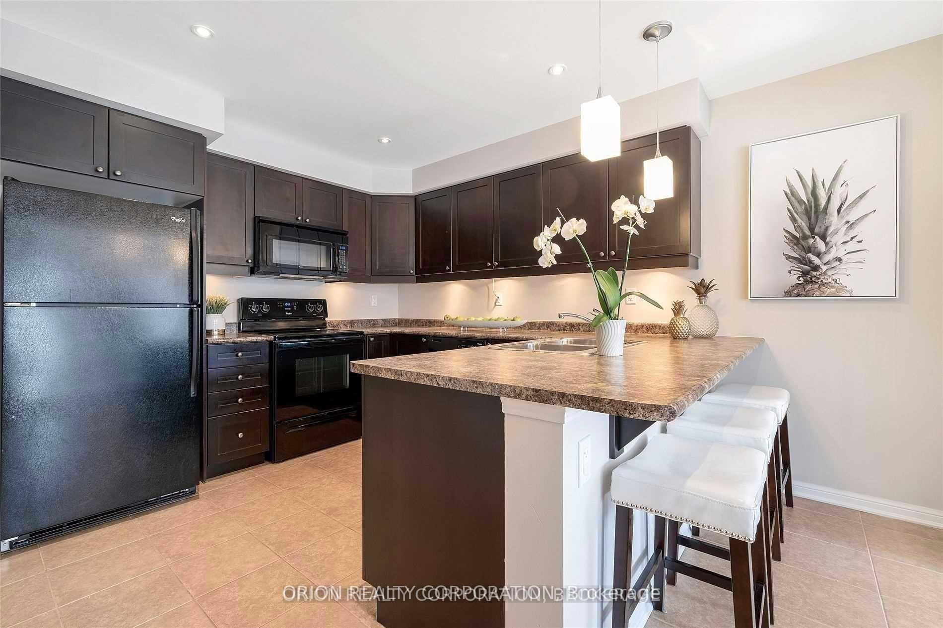 Photo 5 of 463 Dalhousie Gate, Milton, Willmott — HOMEH