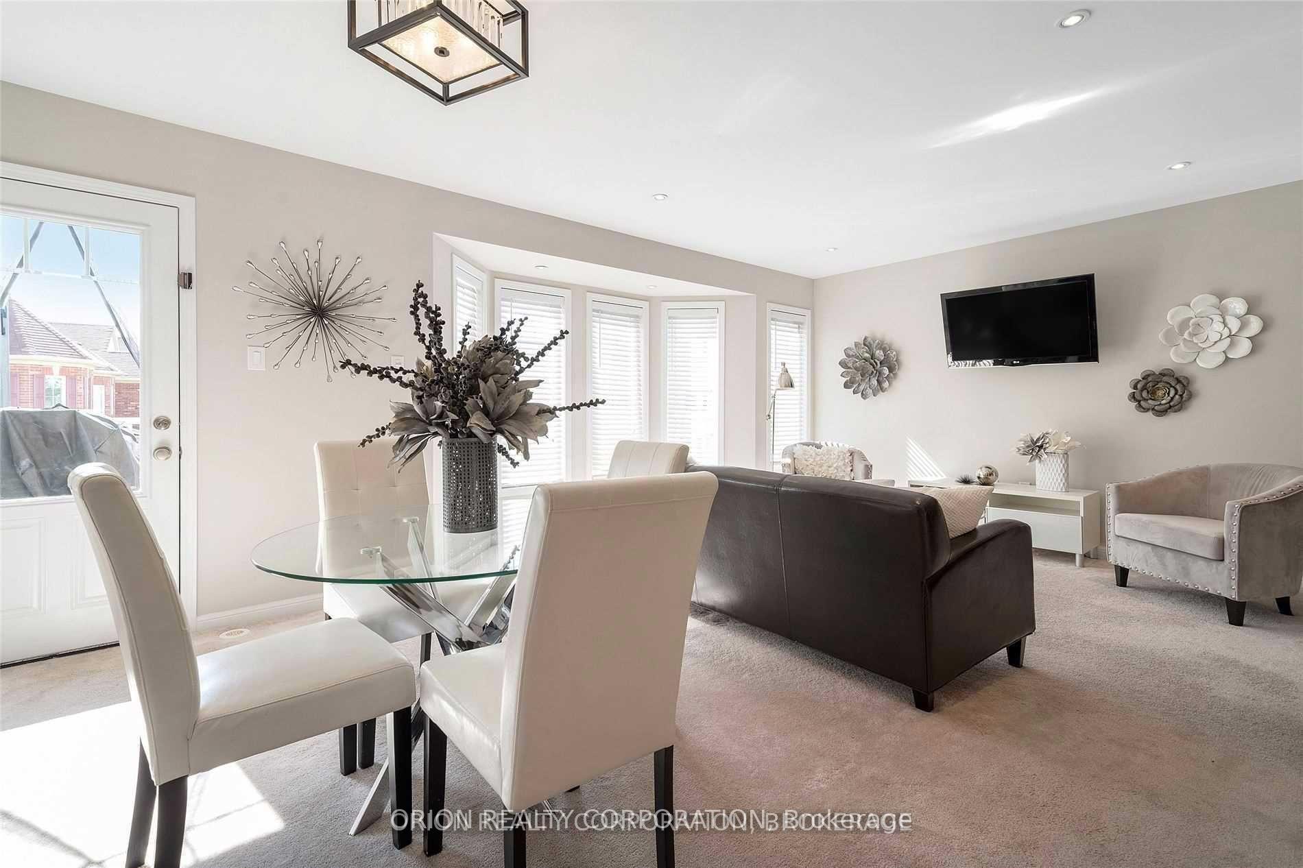Photo 6 of 463 Dalhousie Gate, Milton, Willmott — HOMEH