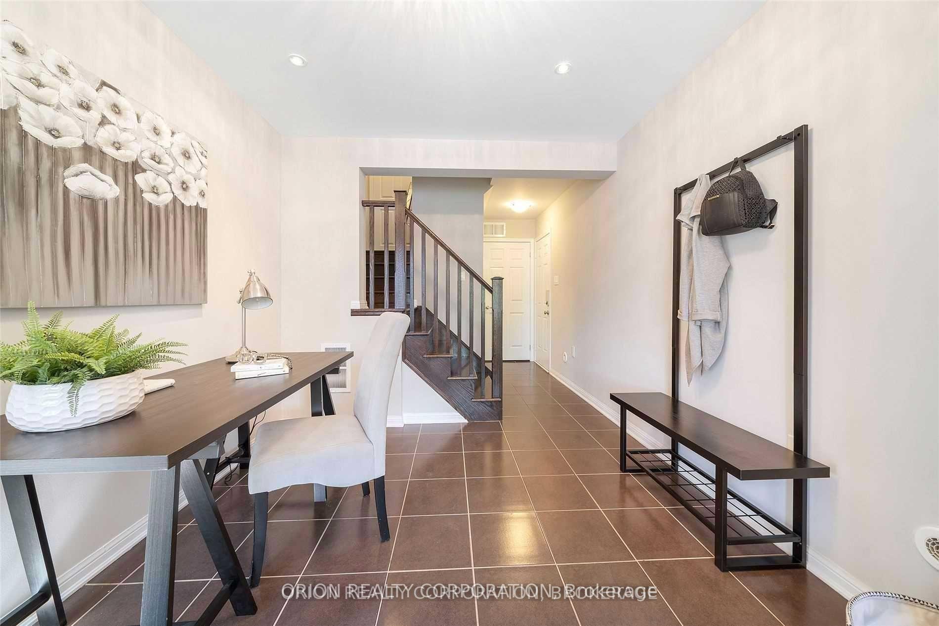 Photo 19 of 463 Dalhousie Gate, Milton, Willmott — HOMEH