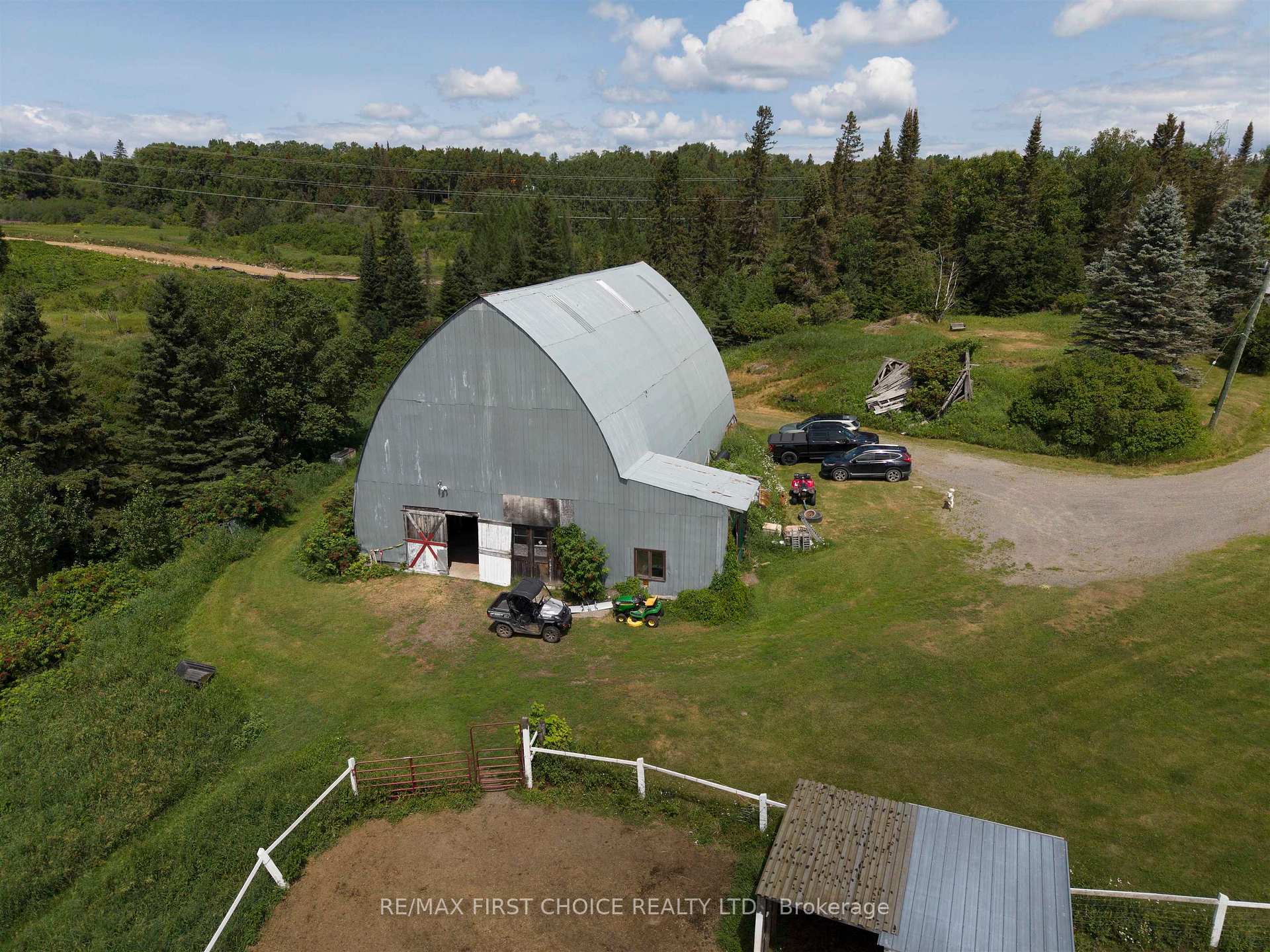 Photo 5 of 2099 Gus Wuori Road, Thunder Bay Remote Area, Ware — HOMEH