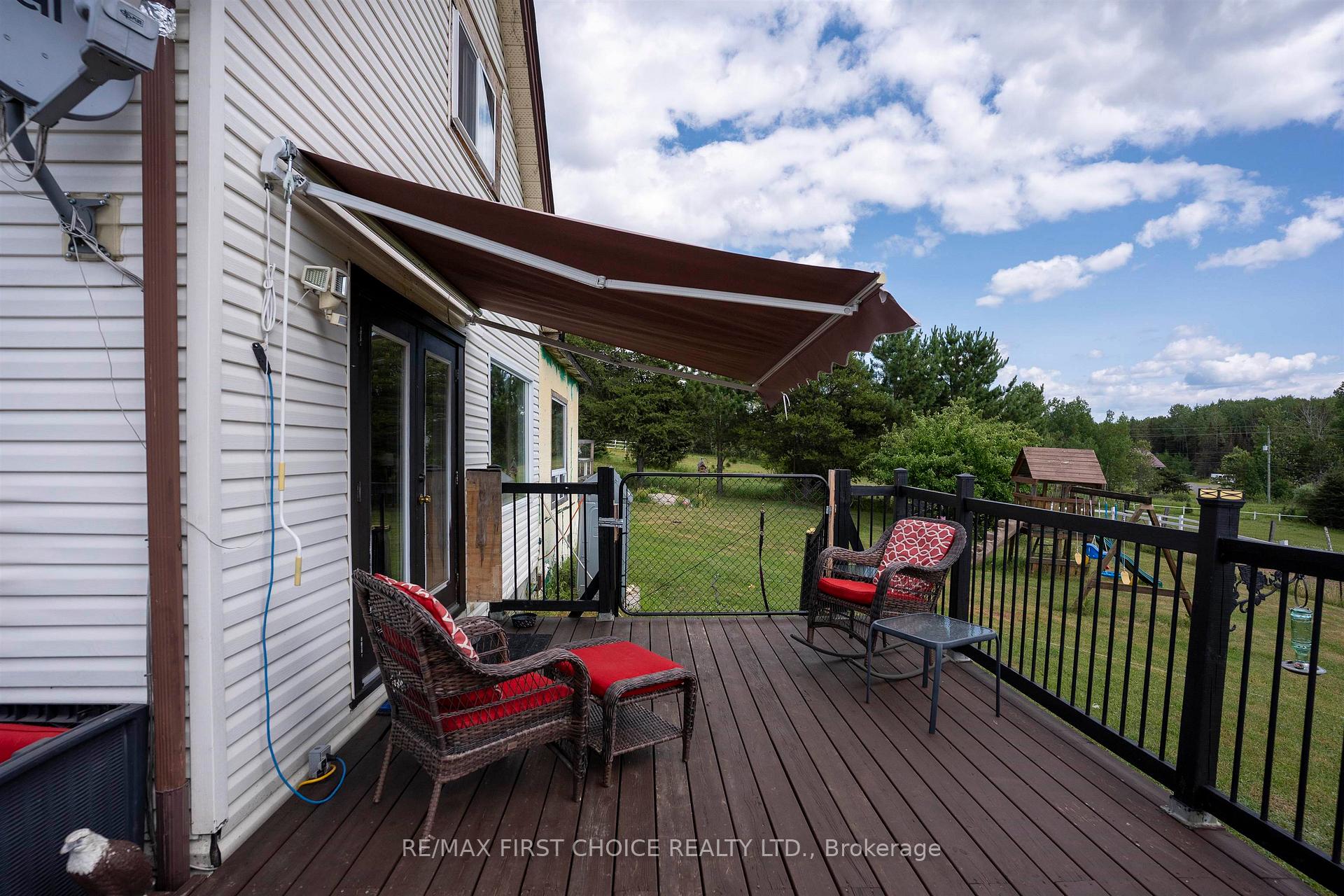 Photo 12 of 2099 Gus Wuori Road, Thunder Bay Remote Area, Ware — HOMEH