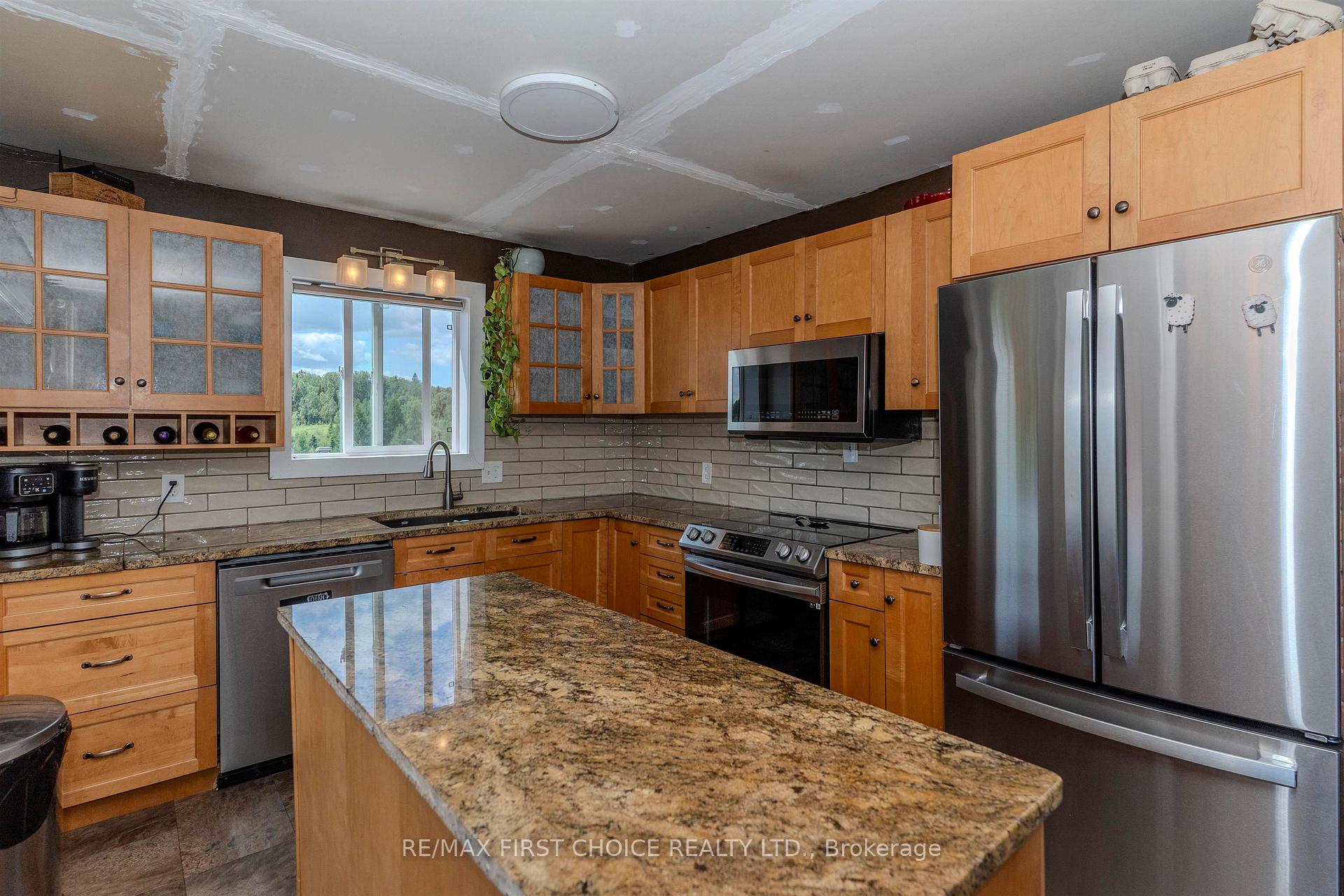 Photo 15 of 2099 Gus Wuori Road, Thunder Bay Remote Area, Ware — HOMEH