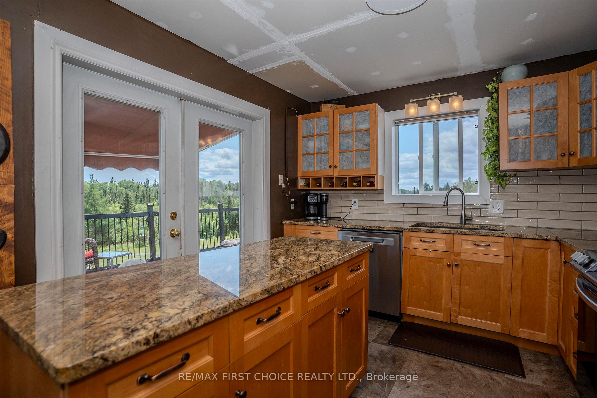 Photo 16 of 2099 Gus Wuori Road, Thunder Bay Remote Area, Ware — HOMEH