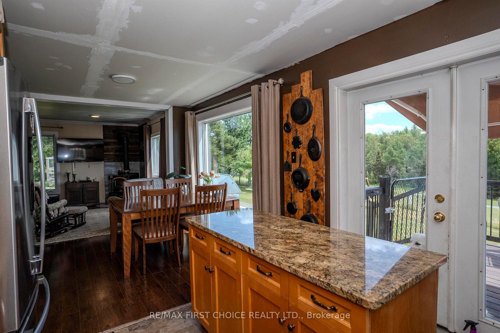 Photo 17 of 2099 Gus Wuori Road, Thunder Bay Remote Area, Ware — HOMEH
