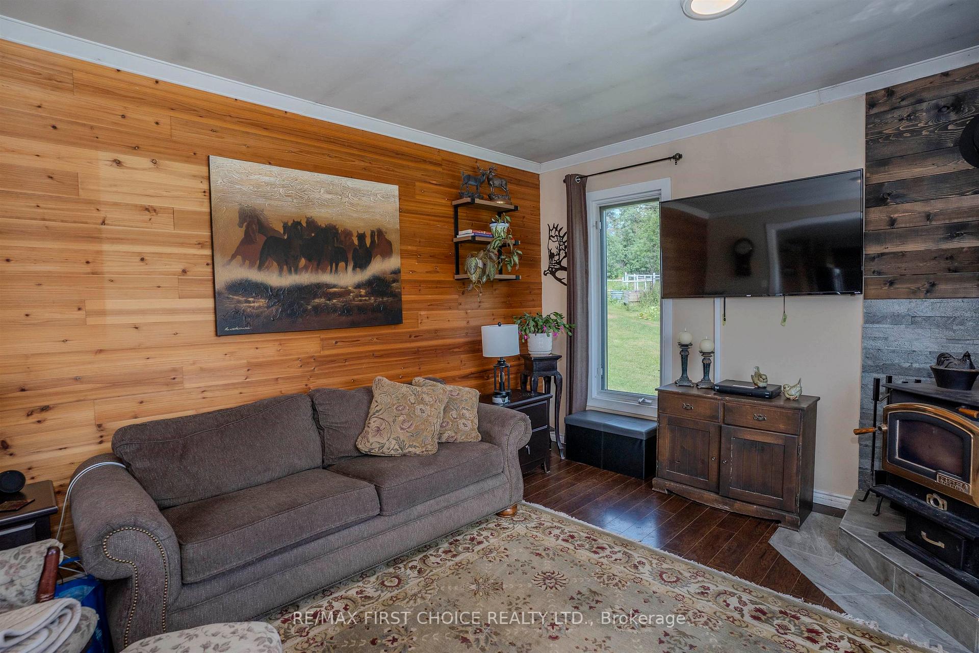 Photo 19 of 2099 Gus Wuori Road, Thunder Bay Remote Area, Ware — HOMEH