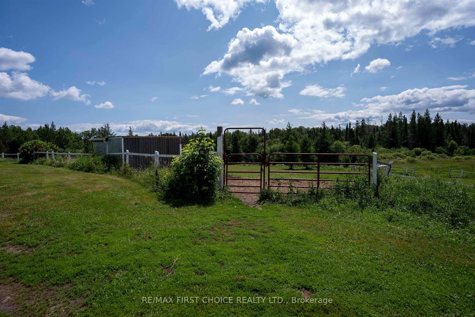 Photo 39 of 2099 Gus Wuori Road, Thunder Bay Remote Area, Ware — HOMEH