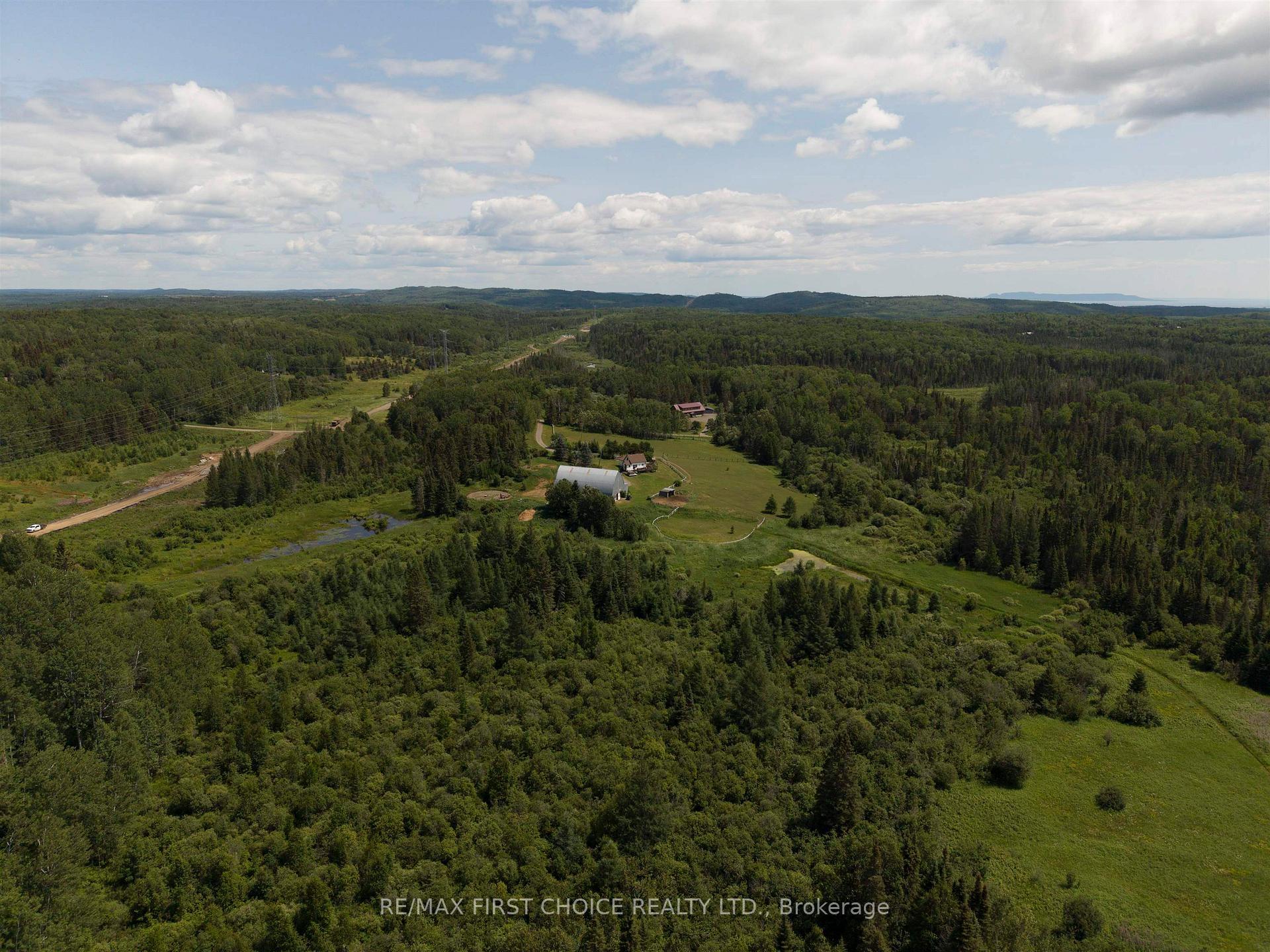 Photo 40 of 2099 Gus Wuori Road, Thunder Bay Remote Area, Ware — HOMEH