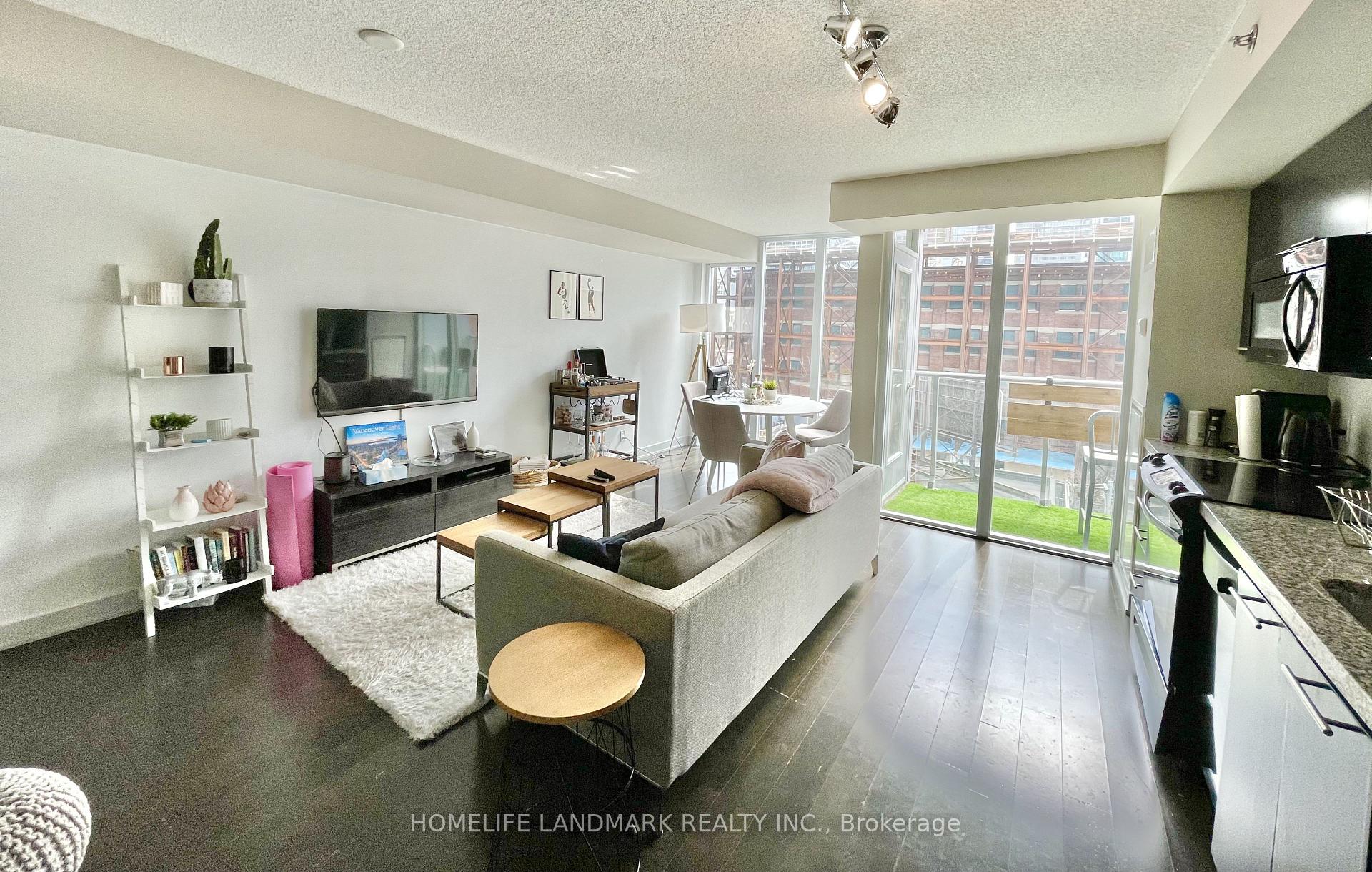 Photo 7 of Unit 608, 21 Nelson Street, Toronto, Waterfront Communities — HOMEH