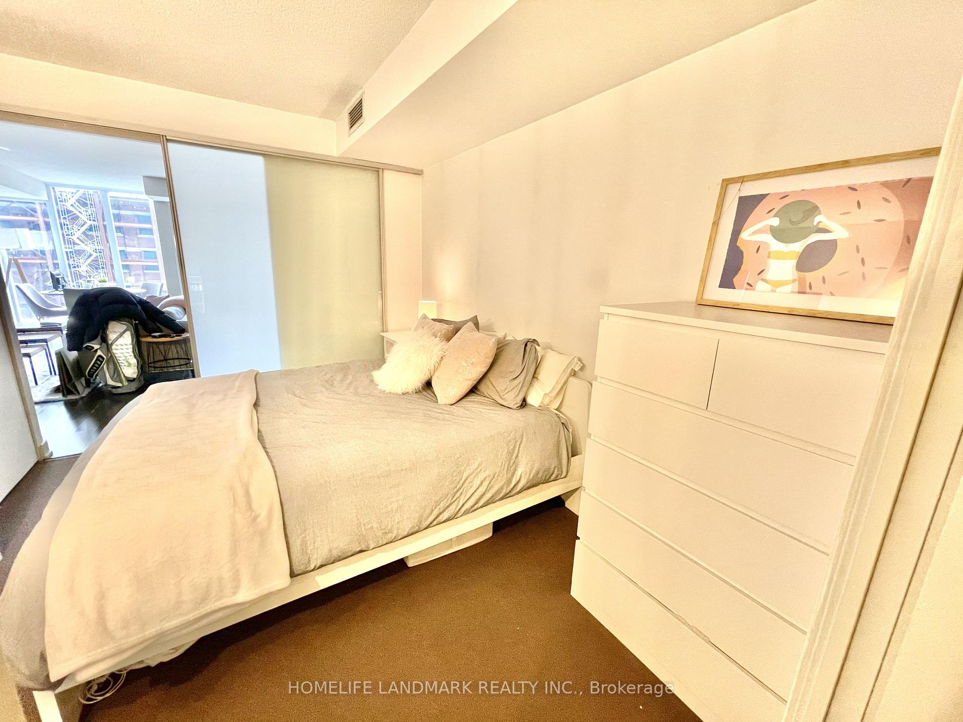 Photo 11 of Unit 608, 21 Nelson Street, Toronto, Waterfront Communities — HOMEH