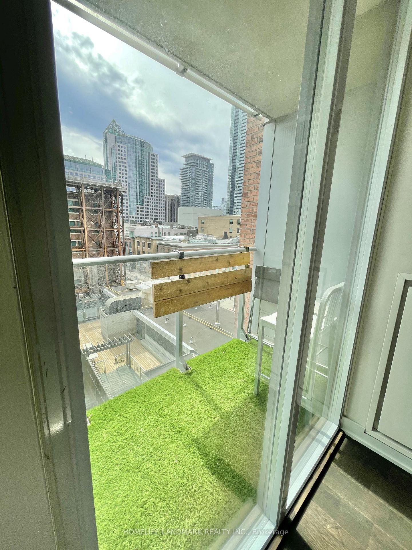 Photo 14 of Unit 608, 21 Nelson Street, Toronto, Waterfront Communities — HOMEH