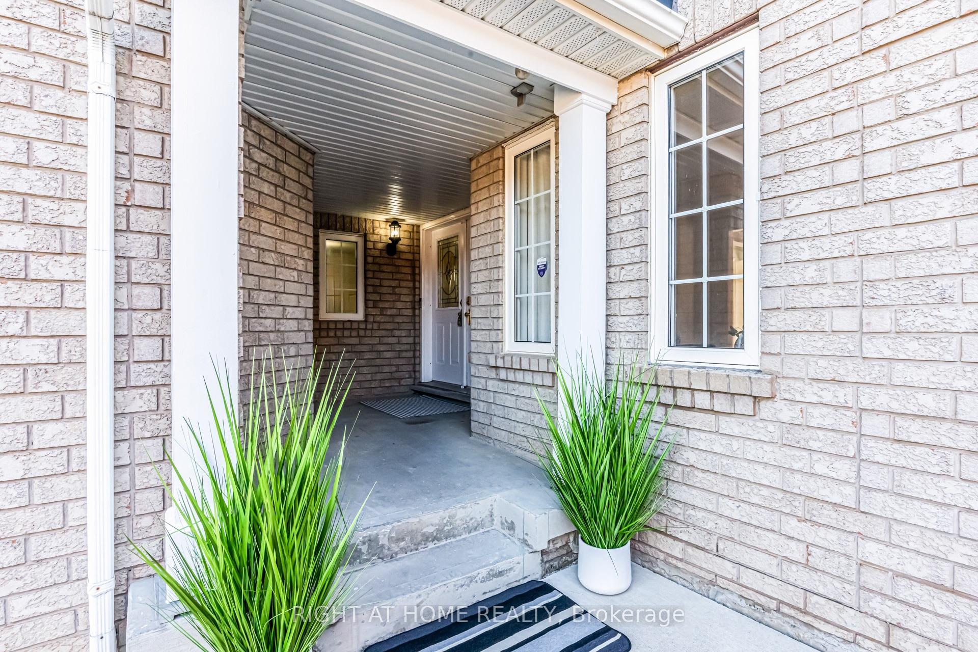 Photo 3 of 7460 Terragar Boulevard, Mississauga, Lisgar — HOMEH