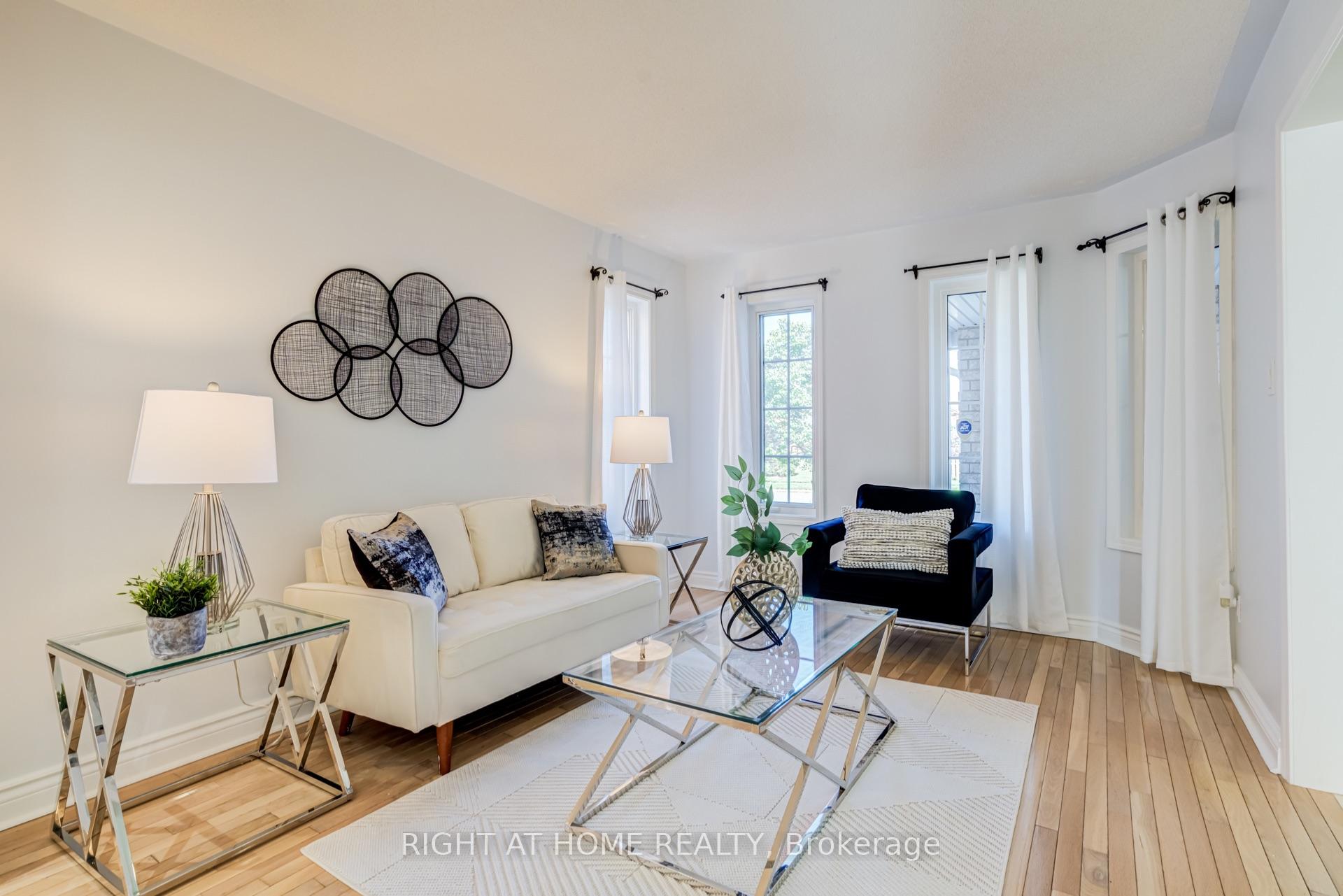 Photo 5 of 7460 Terragar Boulevard, Mississauga, Lisgar — HOMEH