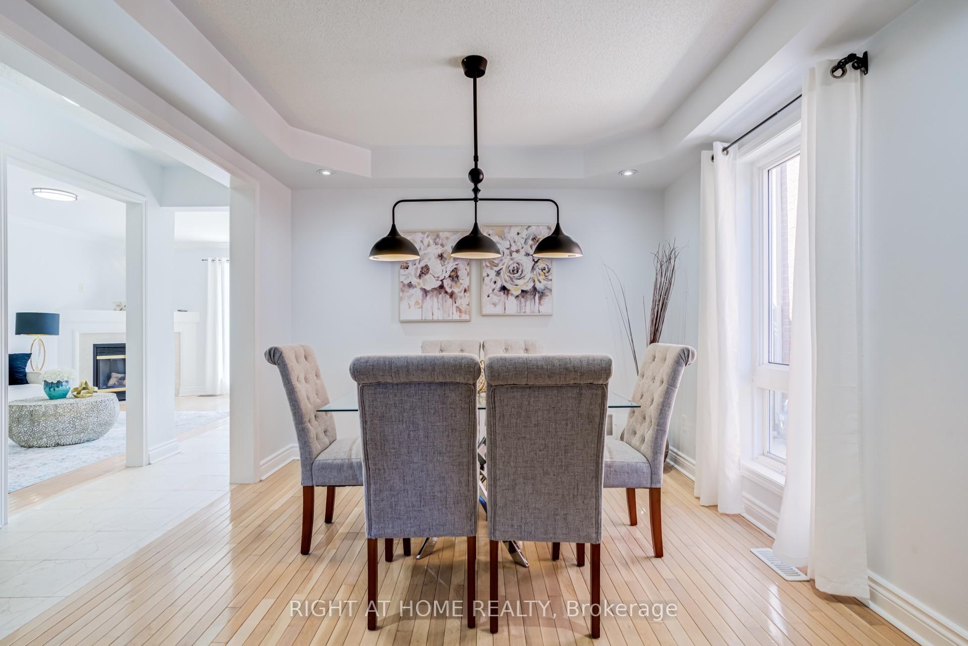 Photo 7 of 7460 Terragar Boulevard, Mississauga, Lisgar — HOMEH