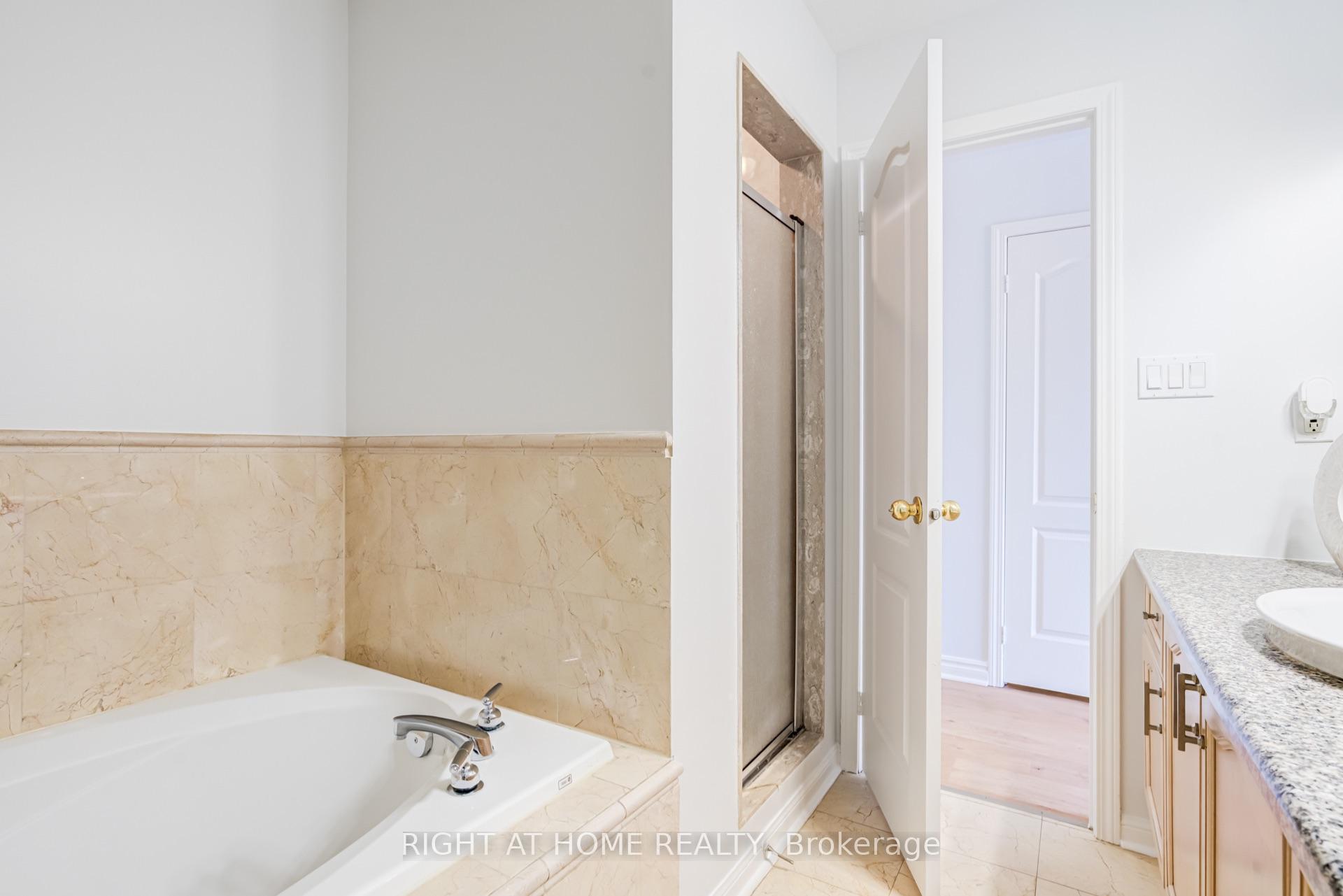 Photo 22 of 7460 Terragar Boulevard, Mississauga, Lisgar — HOMEH