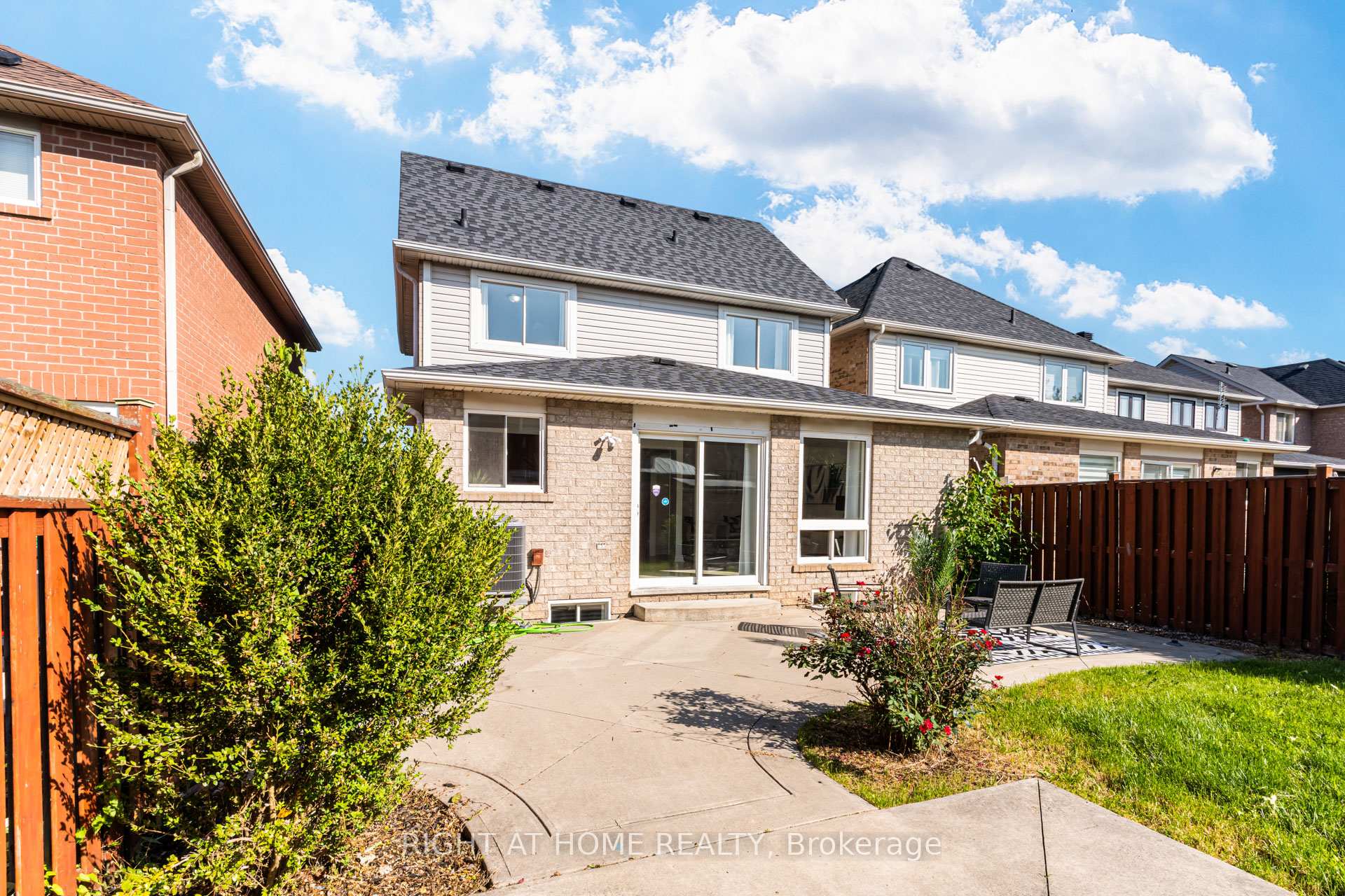 Photo 46 of 7460 Terragar Boulevard, Mississauga, Lisgar — HOMEH