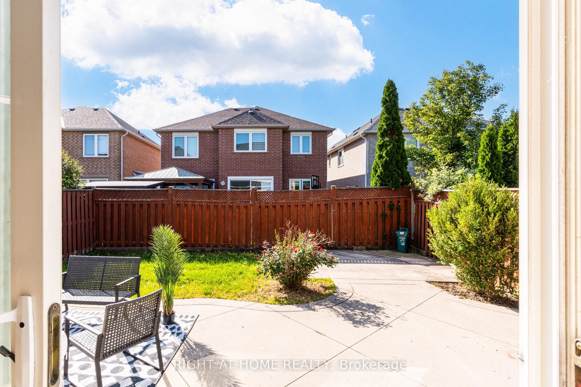 Photo 47 of 7460 Terragar Boulevard, Mississauga, Lisgar — HOMEH